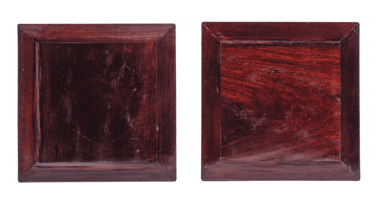 Čínský stolek / podstavec řezbovaný