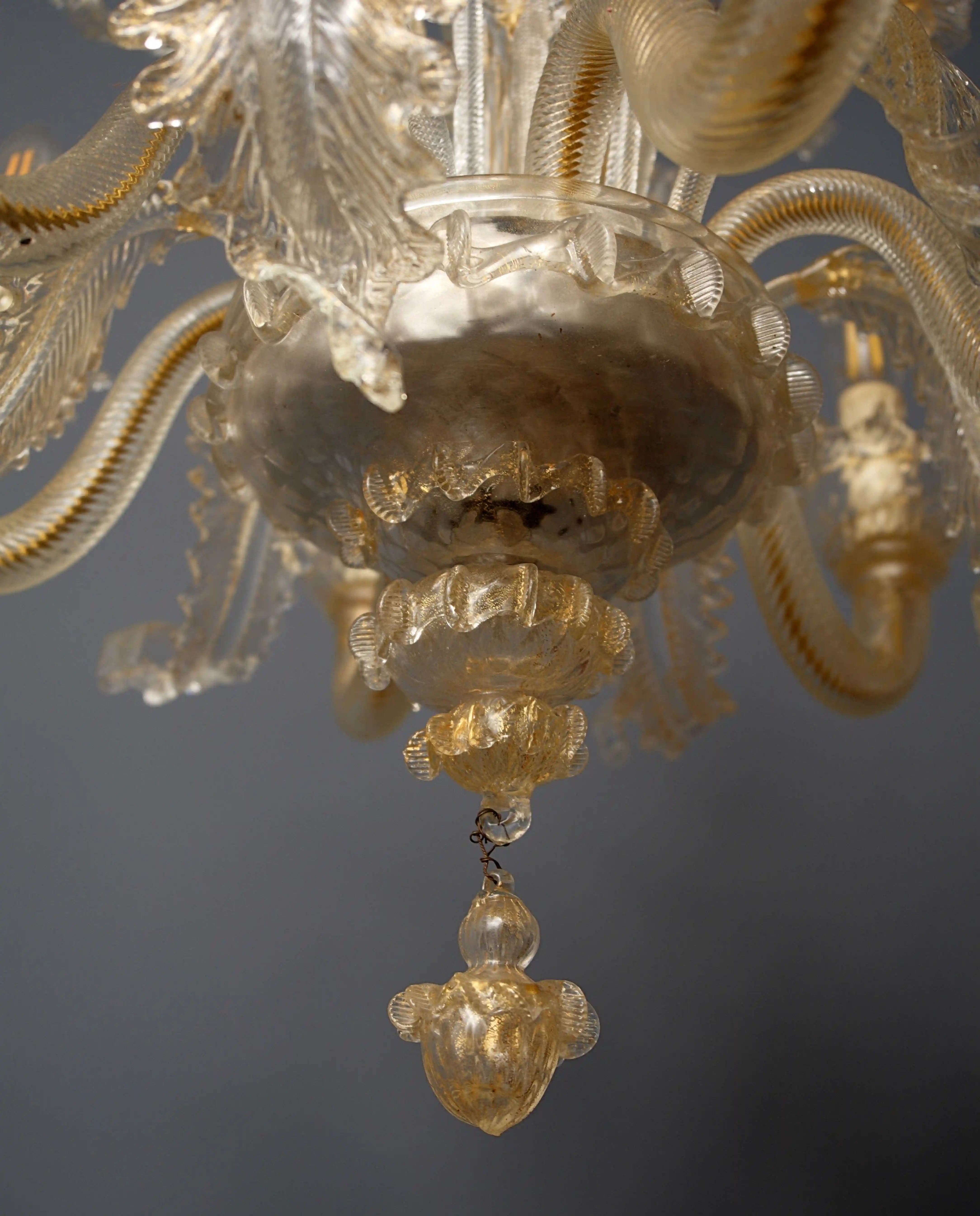 Malý šestiramenný benátský lustr - výška 58 cm