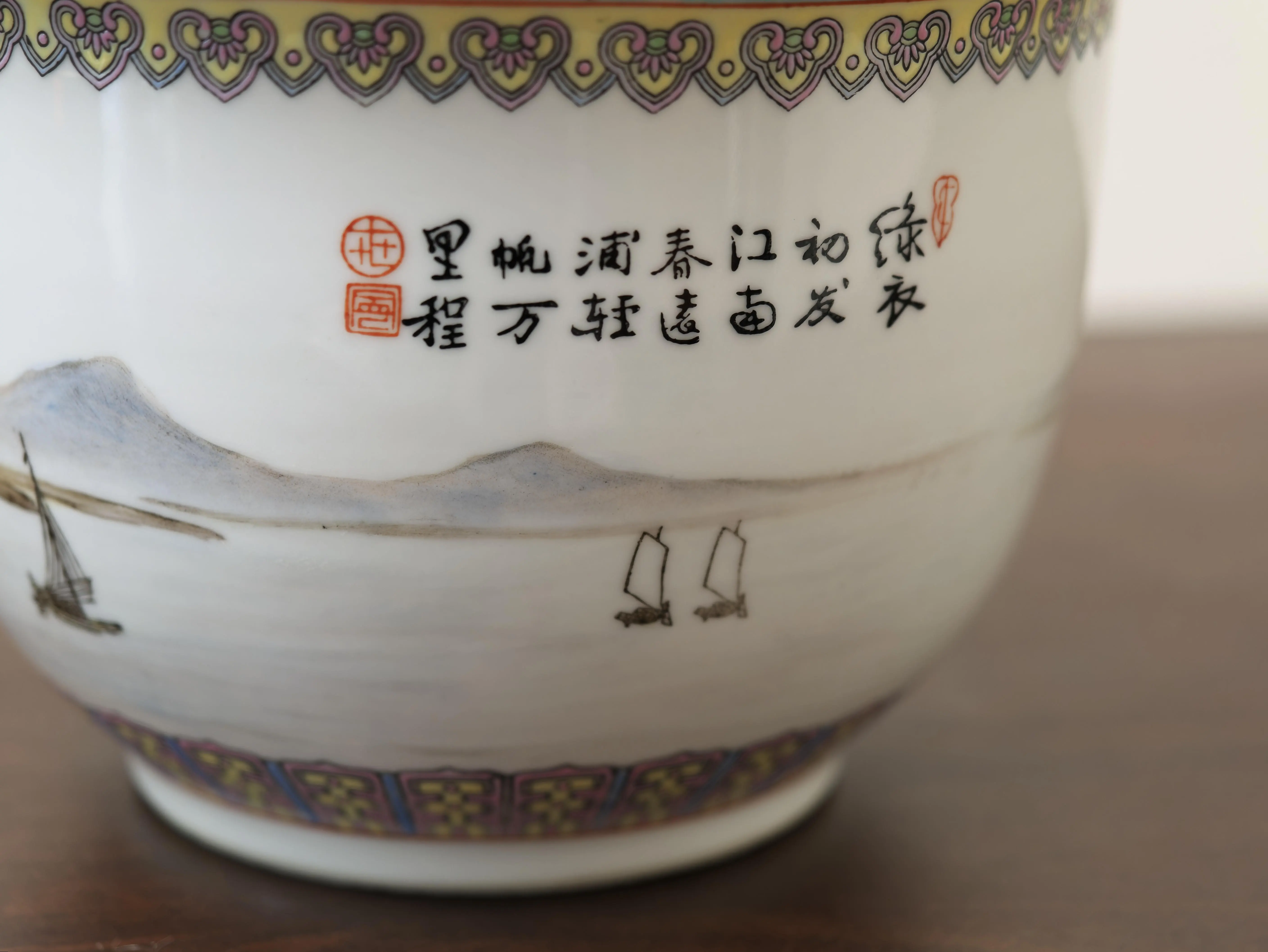 Čínský ručně malovaný květináč