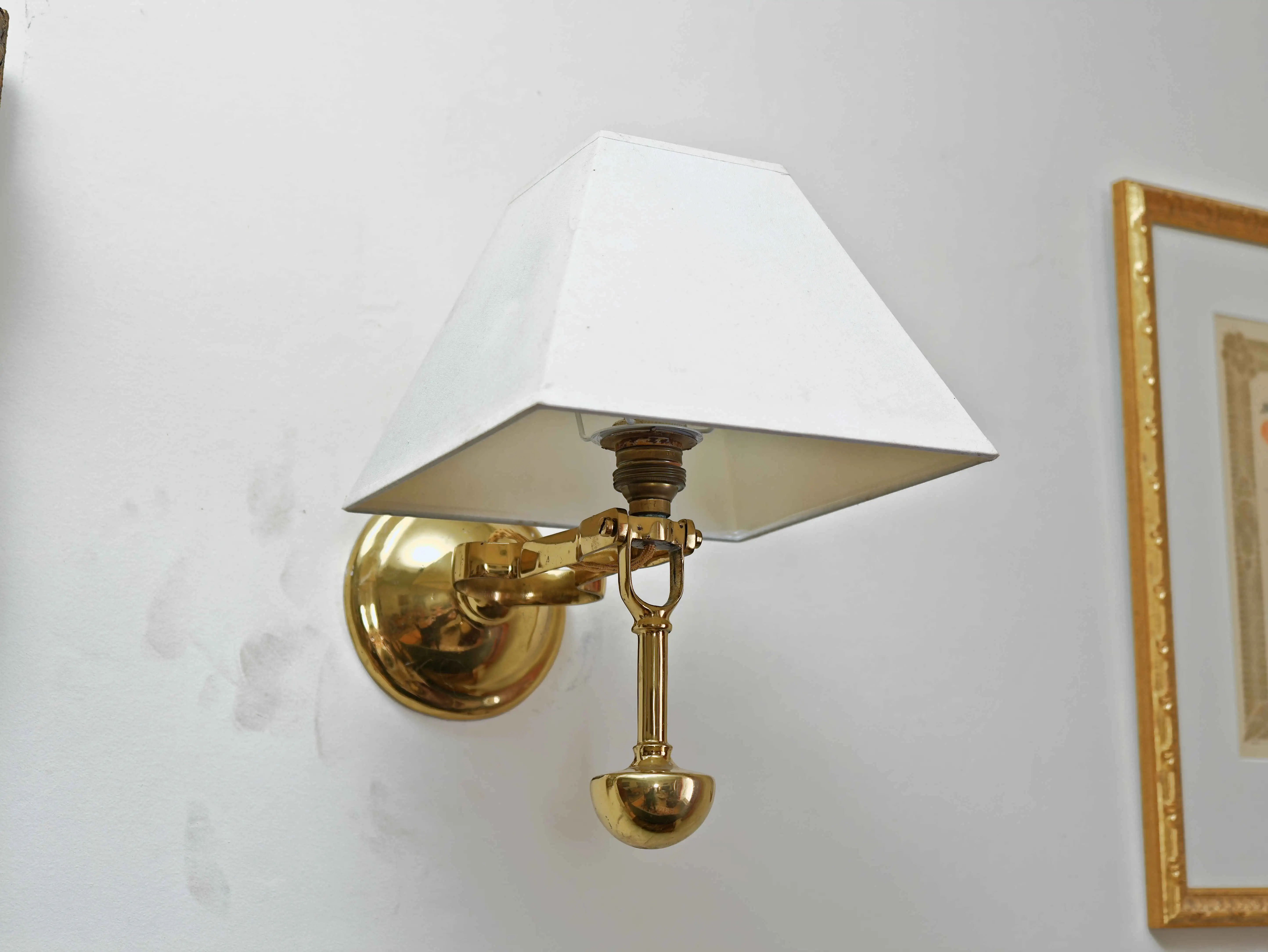 Lodní nástěnné lampy