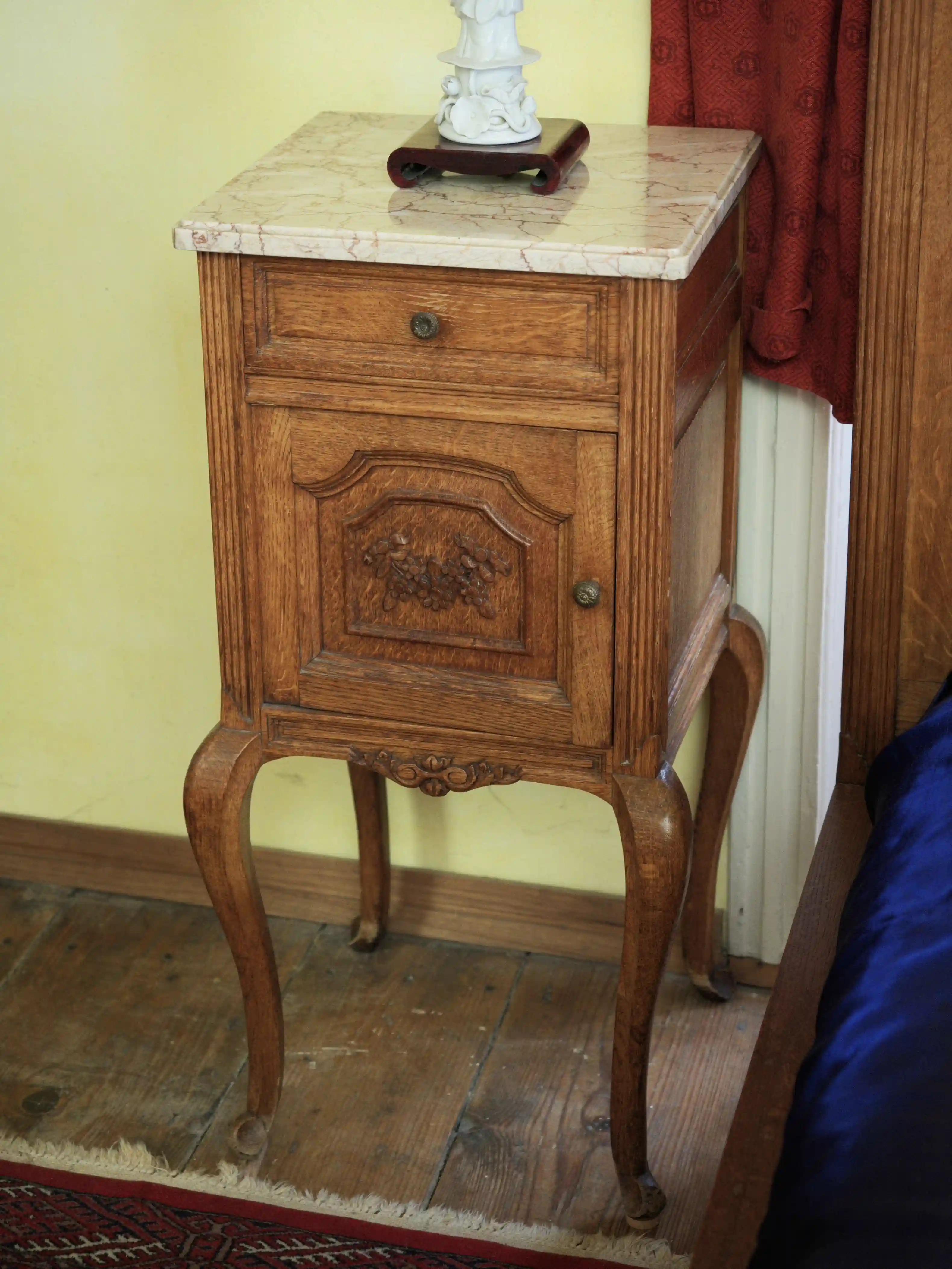 Velký komplet starožitná ložnice ze zámku