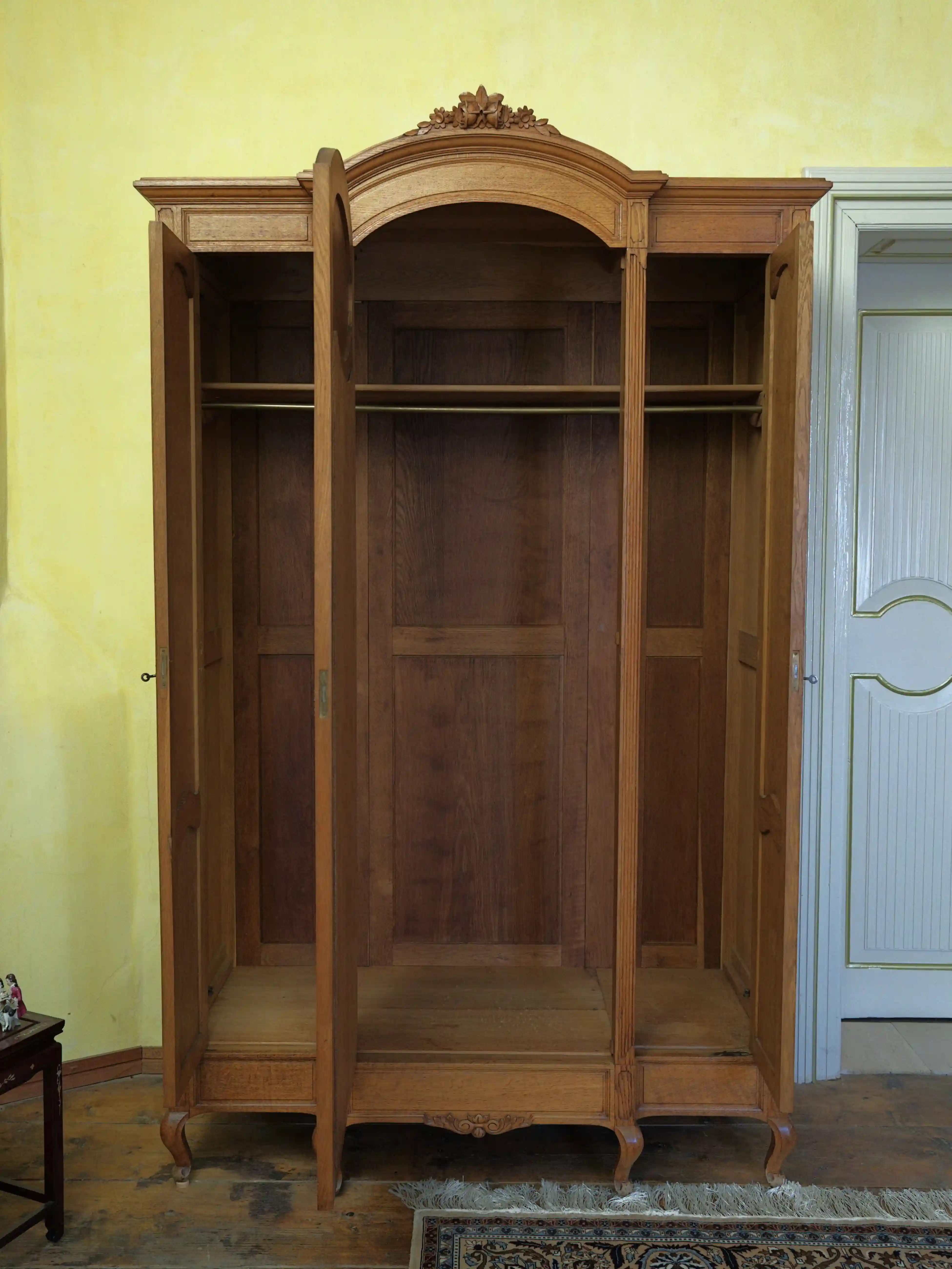 Velký komplet starožitná ložnice ze zámku