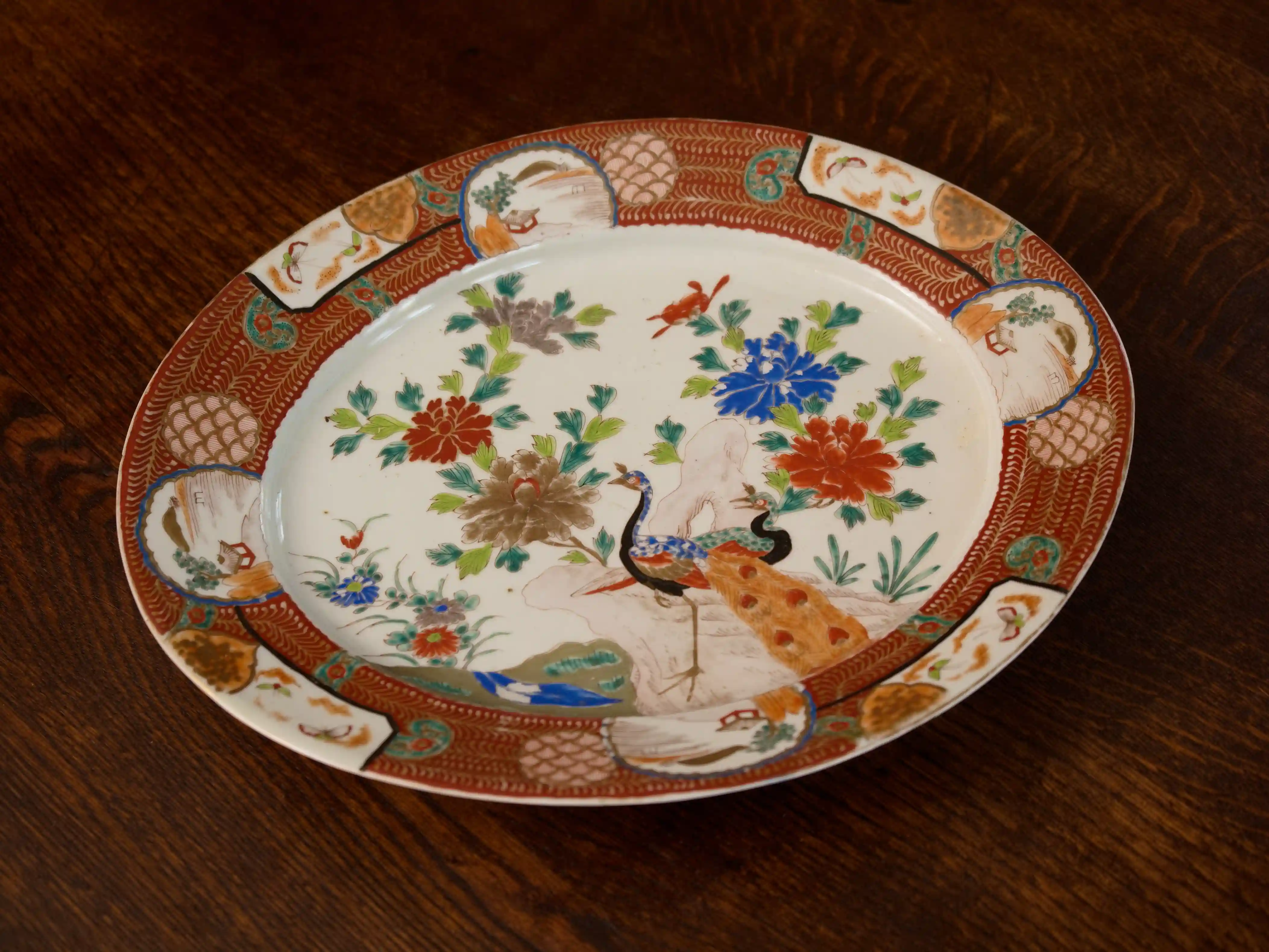 Japonská porcelánová mísa Hichōzan Shinpo sei, Arita / Imari, pozdní Edo až rané Meidži