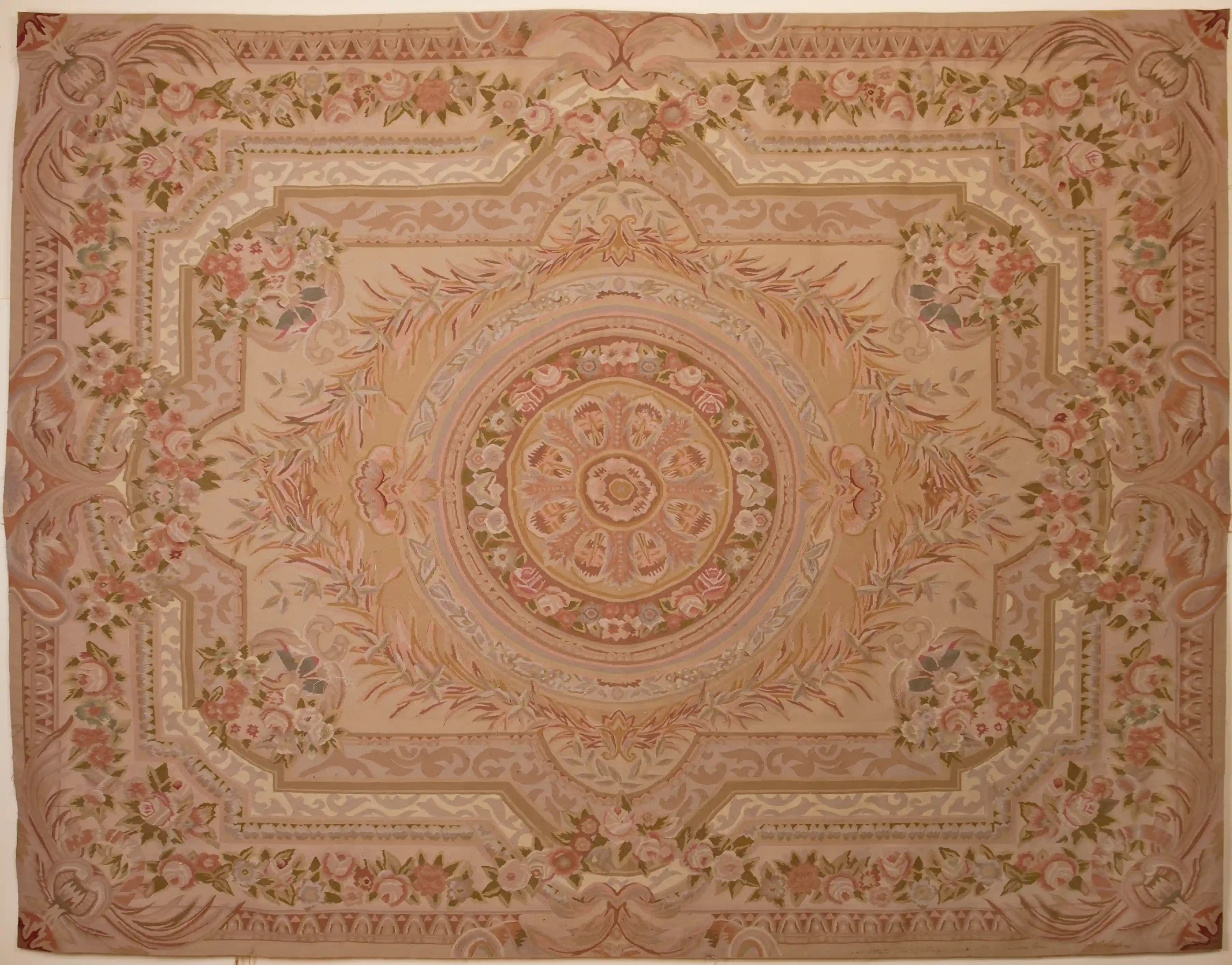 Velká tapiserie z Aubussonu 306 X 236 Savonnerie