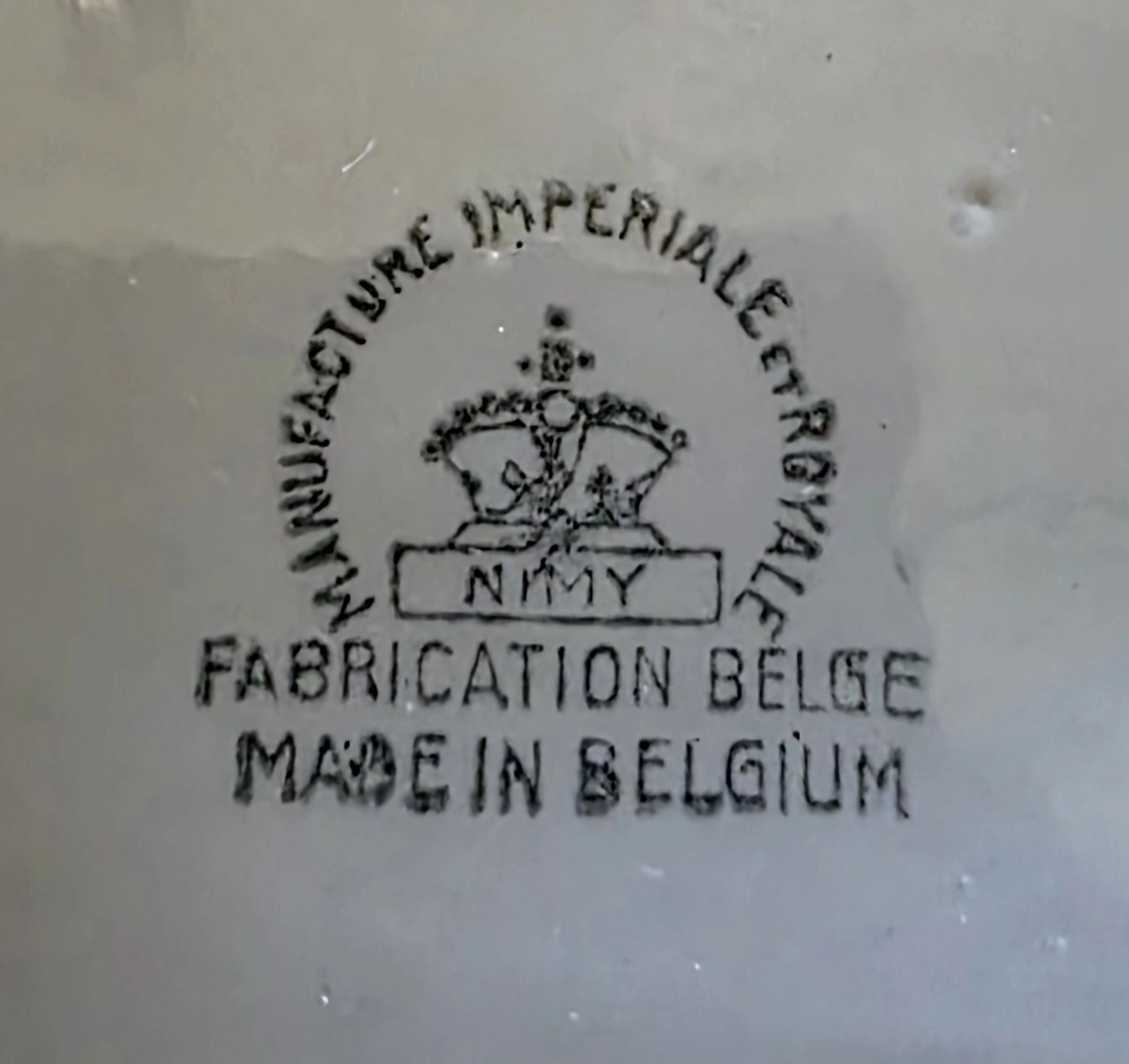 Belgická toaletní souprava Nimy se zlaceným dekorem