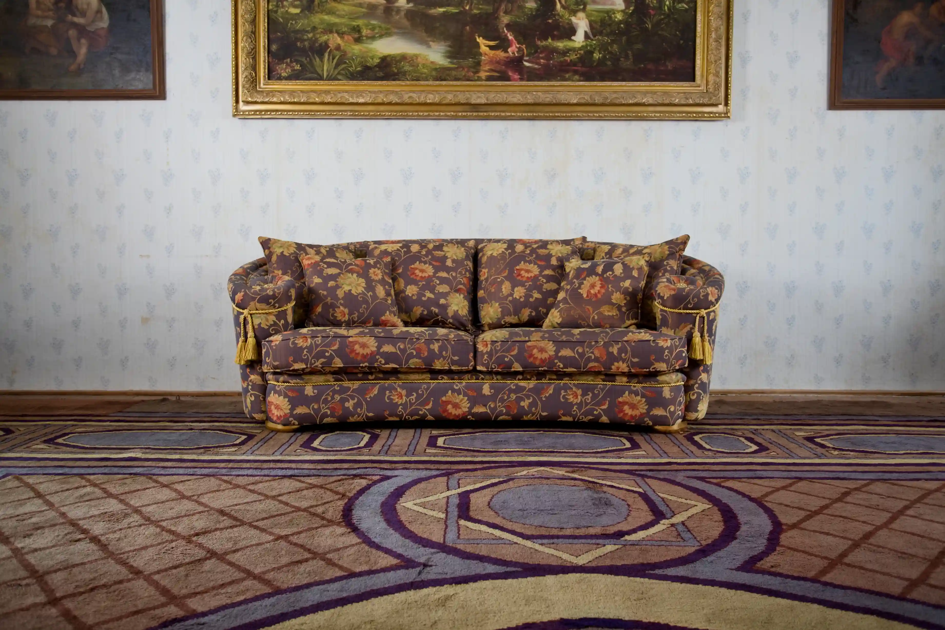LUXUSNÍ ITALSKÁ SOFA TURRI – CARUGO, ITÁLIE