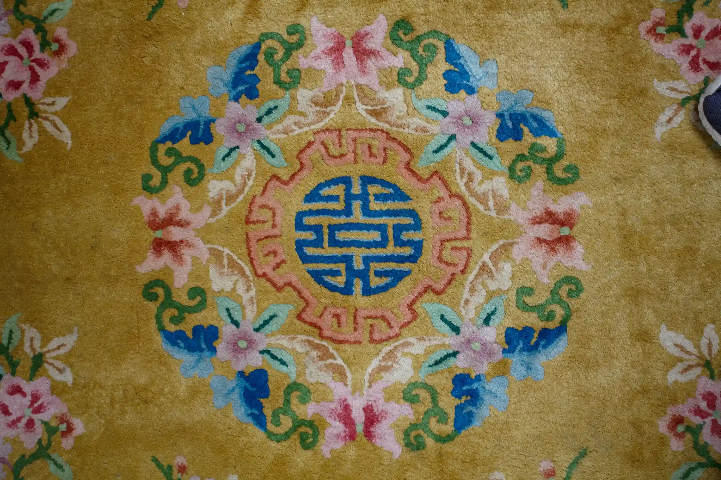 Čínský zlatý koberec štěstí 283 X 182 cm
