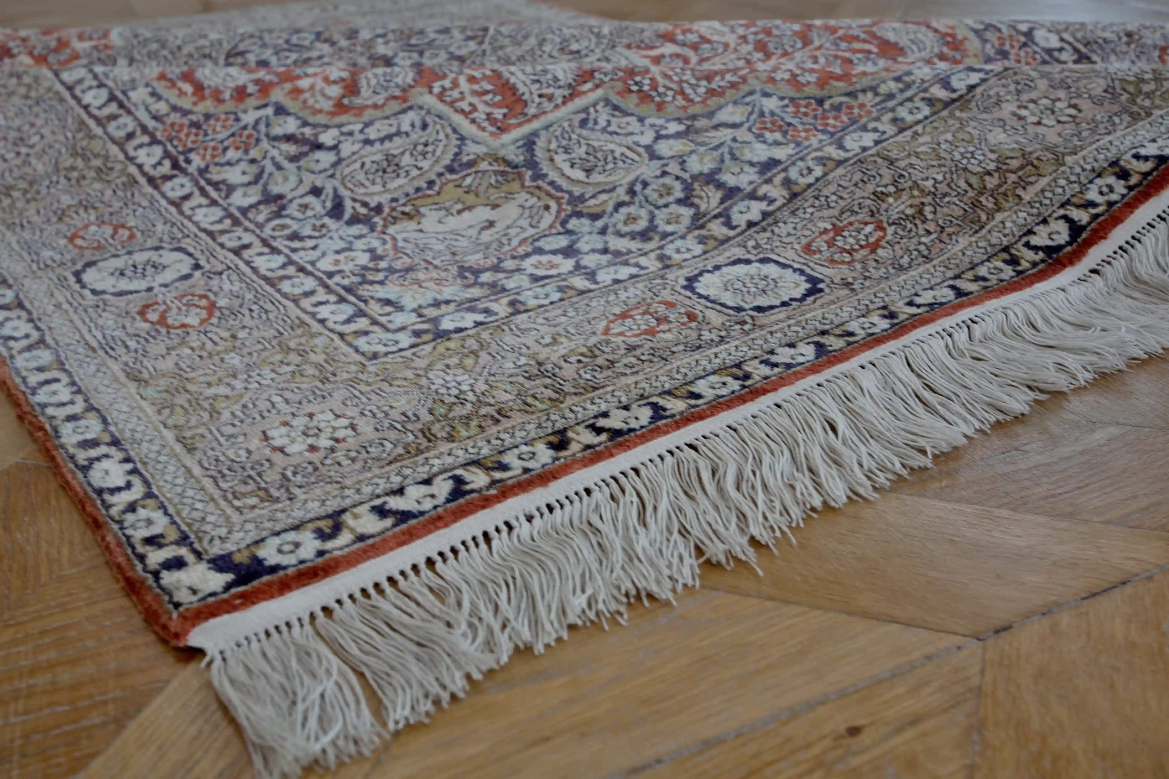Celohedvábný turecký koberec Hereke s jeleny a ptáky 198 × 124 cm - Reservé