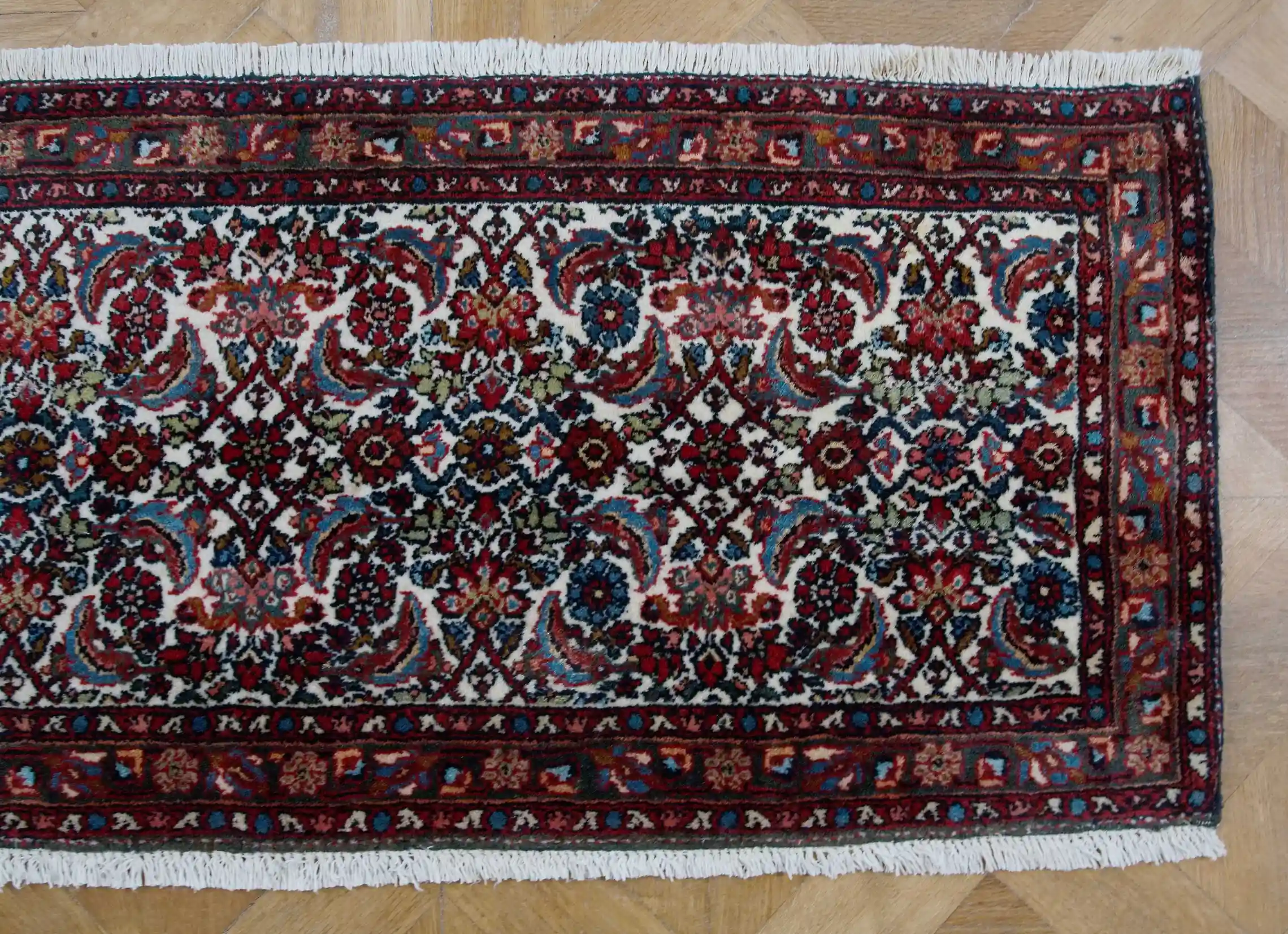 Perský běhoun Hamedán s květinovým dekorem 123 X 53 cm