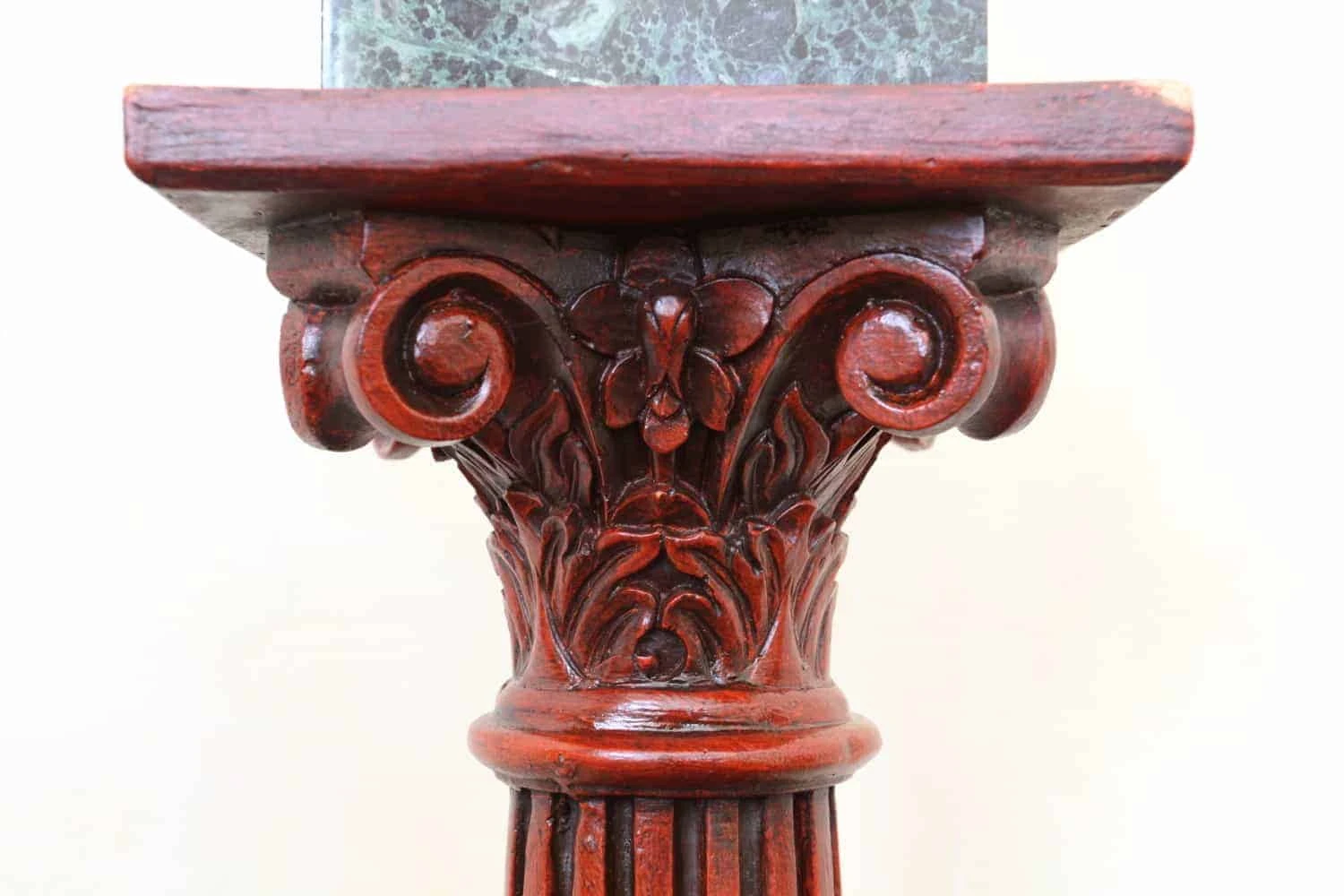 Divadelní sloup/podstavec