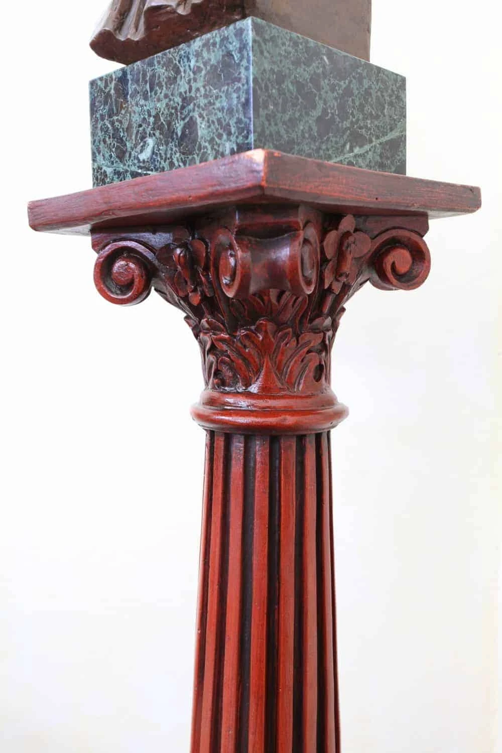 Divadelní sloup/podstavec