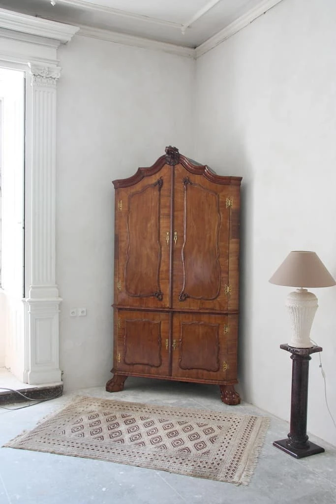 Rohový sekretář Ludvík Filip. Originál. +/- 1830.