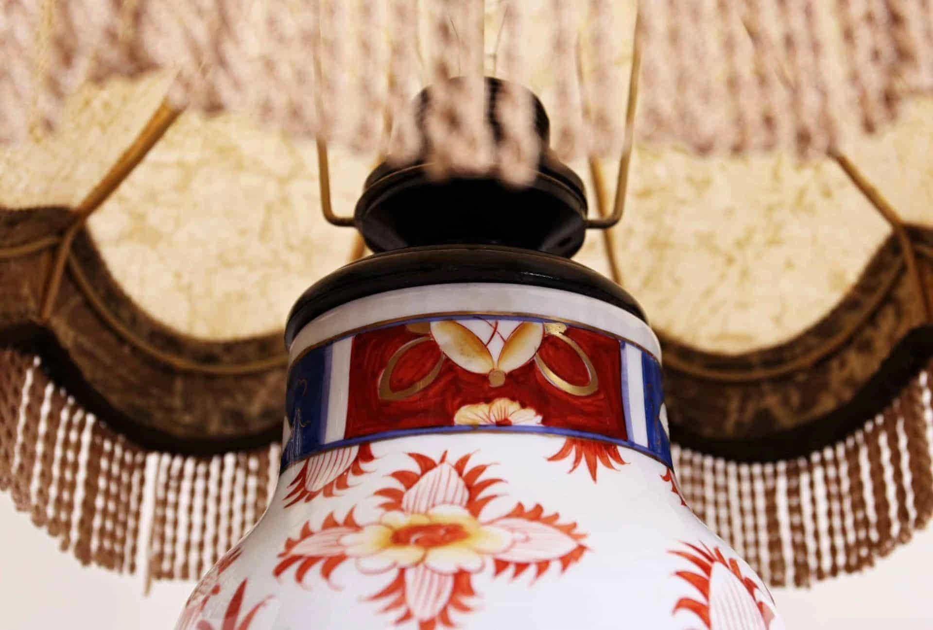 Porcelánová lampička Limoges s krásným stínidlem