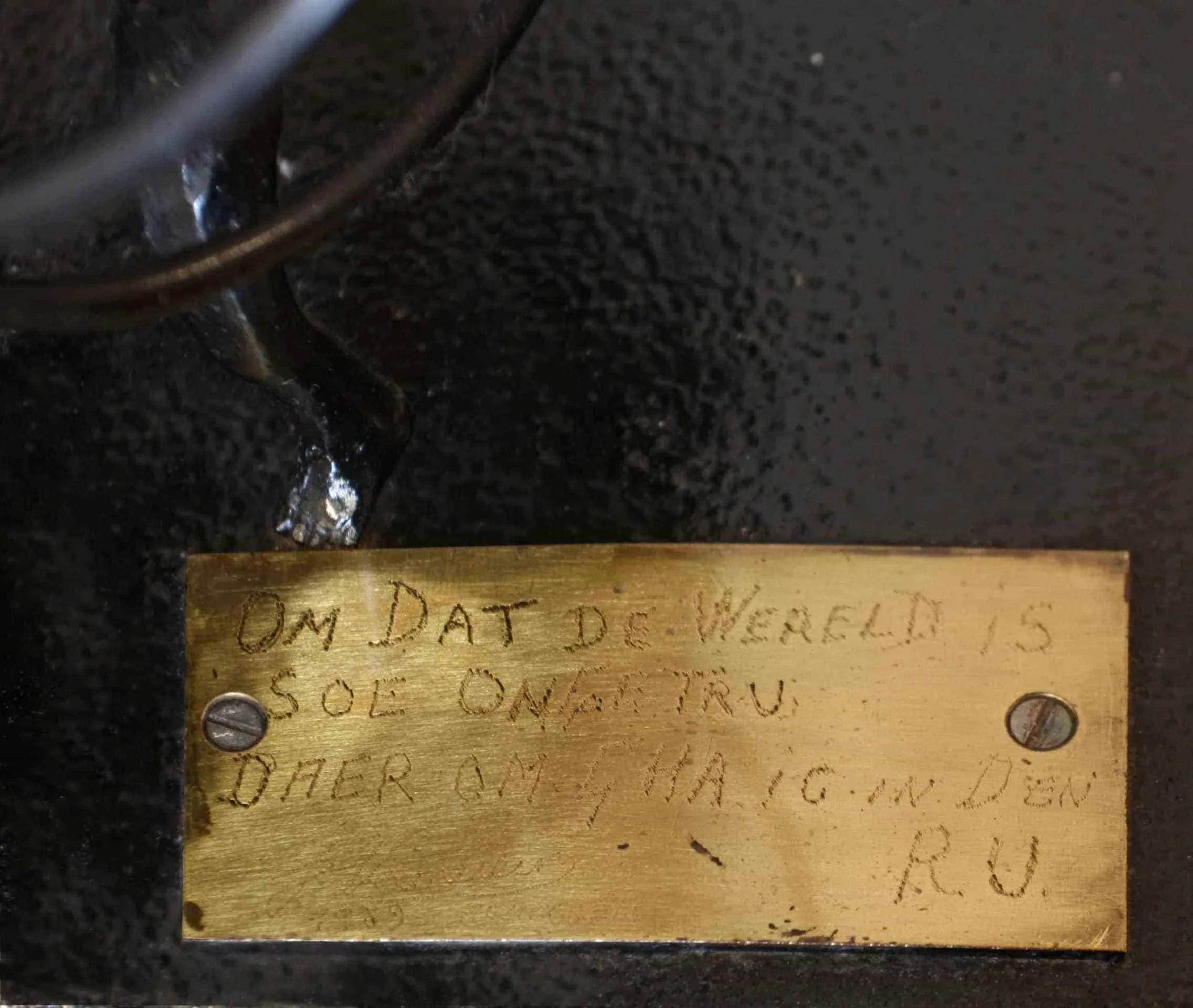 Jihoafrická moderní plastika. Signovaná