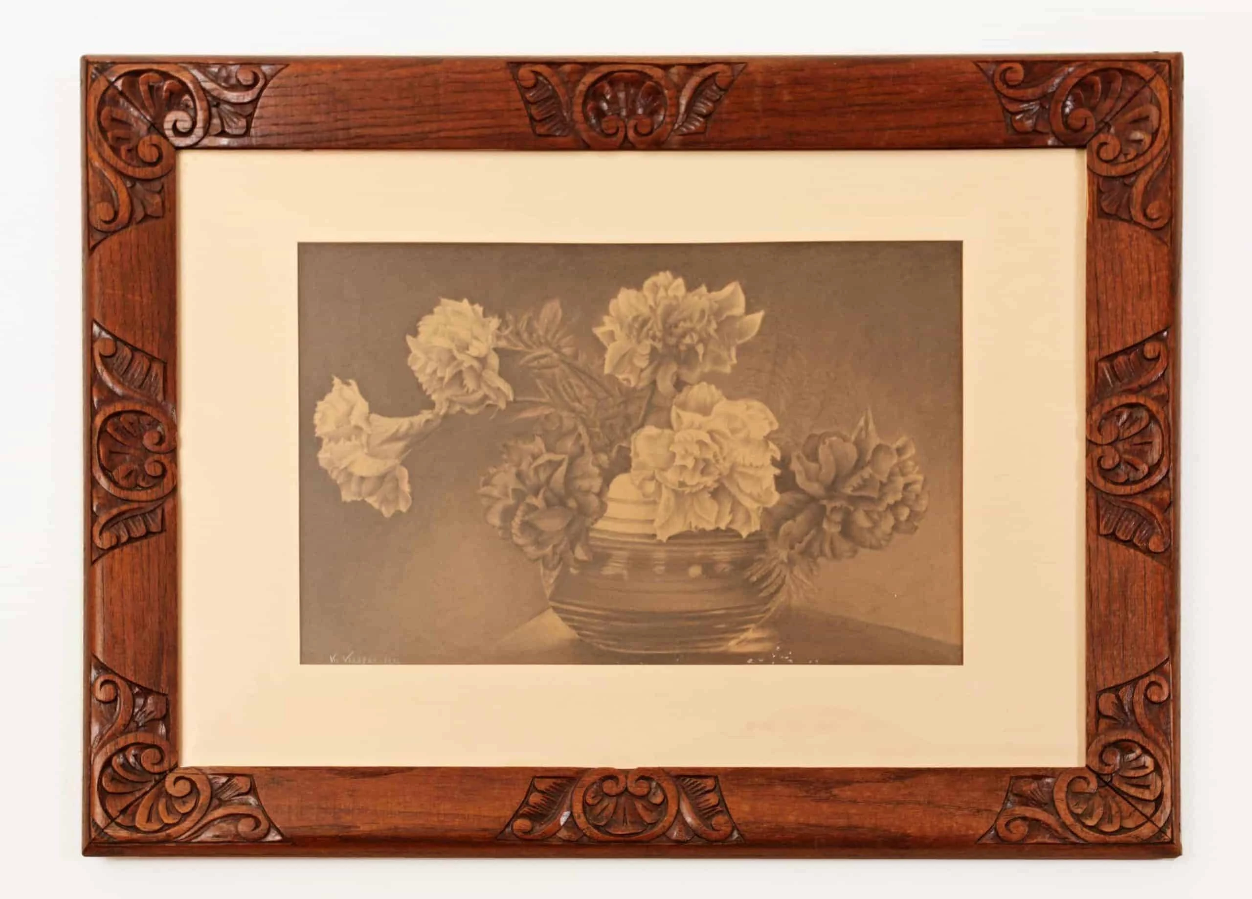 Prvorepublikové obrazy v řezbovaných rámech. Signované