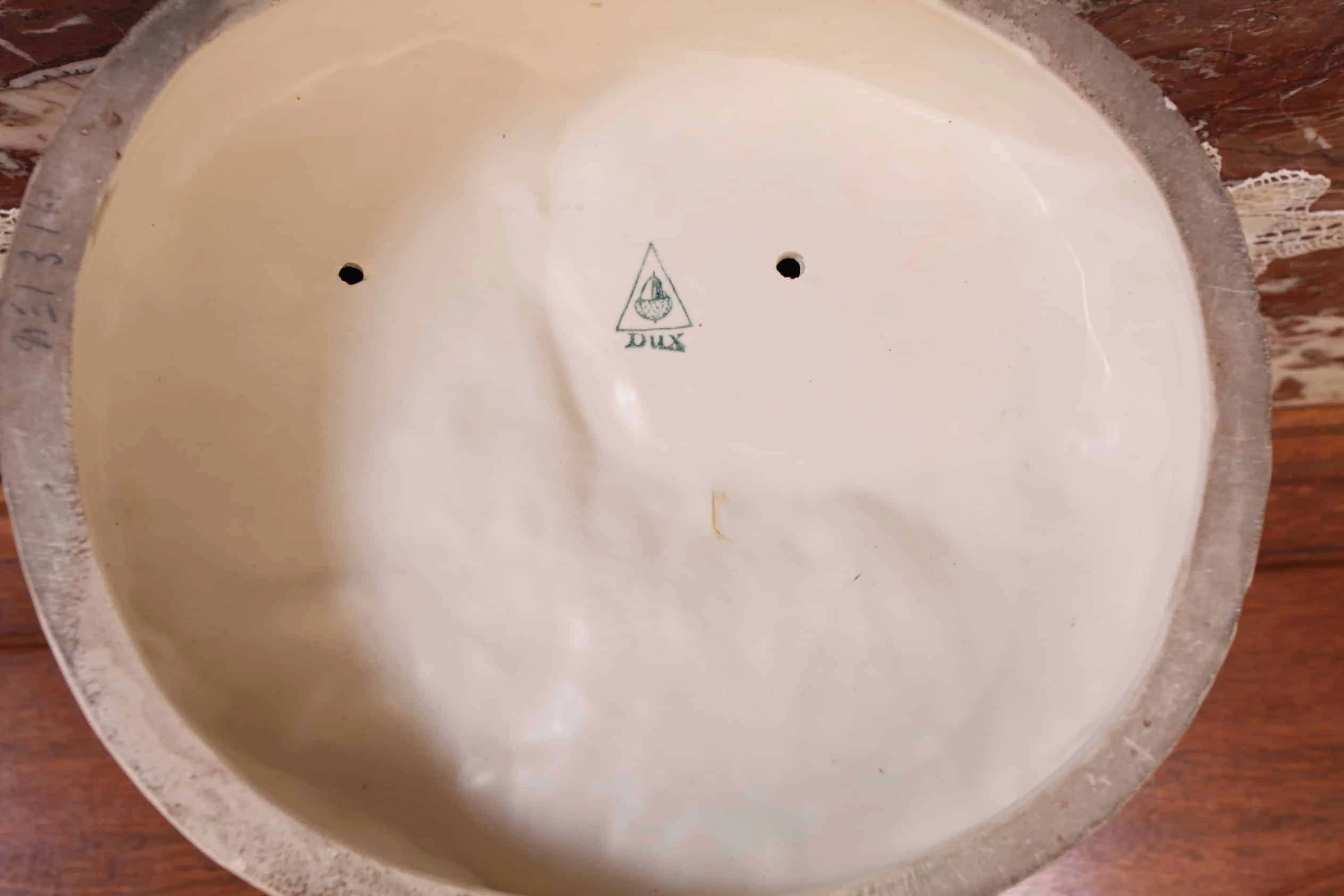 Kameninové sousoší mladého páru. ROYAL DUX výška 49cm