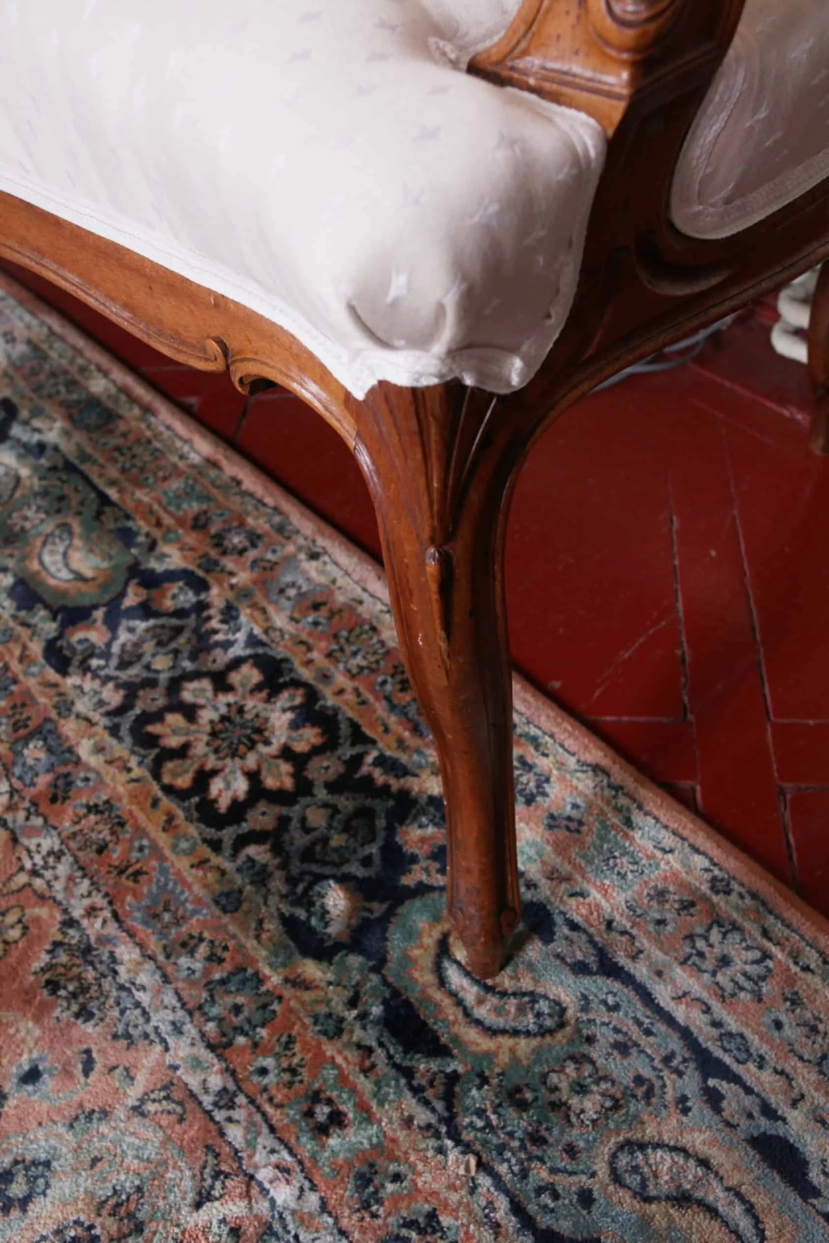 Rokoková sofa Ludvík XV. Dub