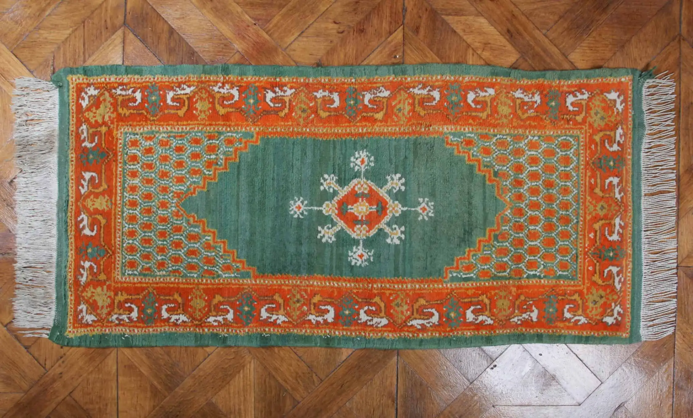 Orientální koberec – ručně vázaný 165 X 68 cm