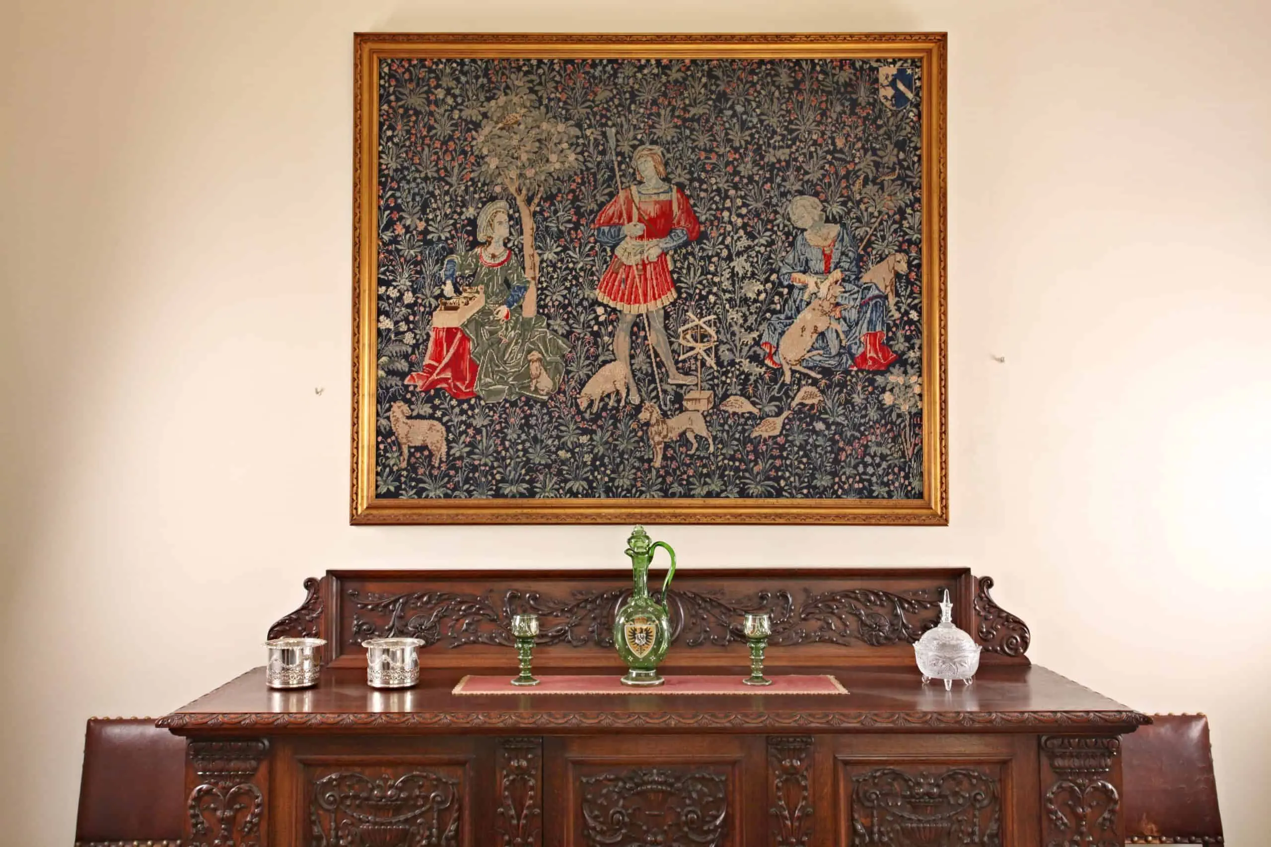Tapiserie /gobelín v rámu se středověkým motivem 175 X 145 cm