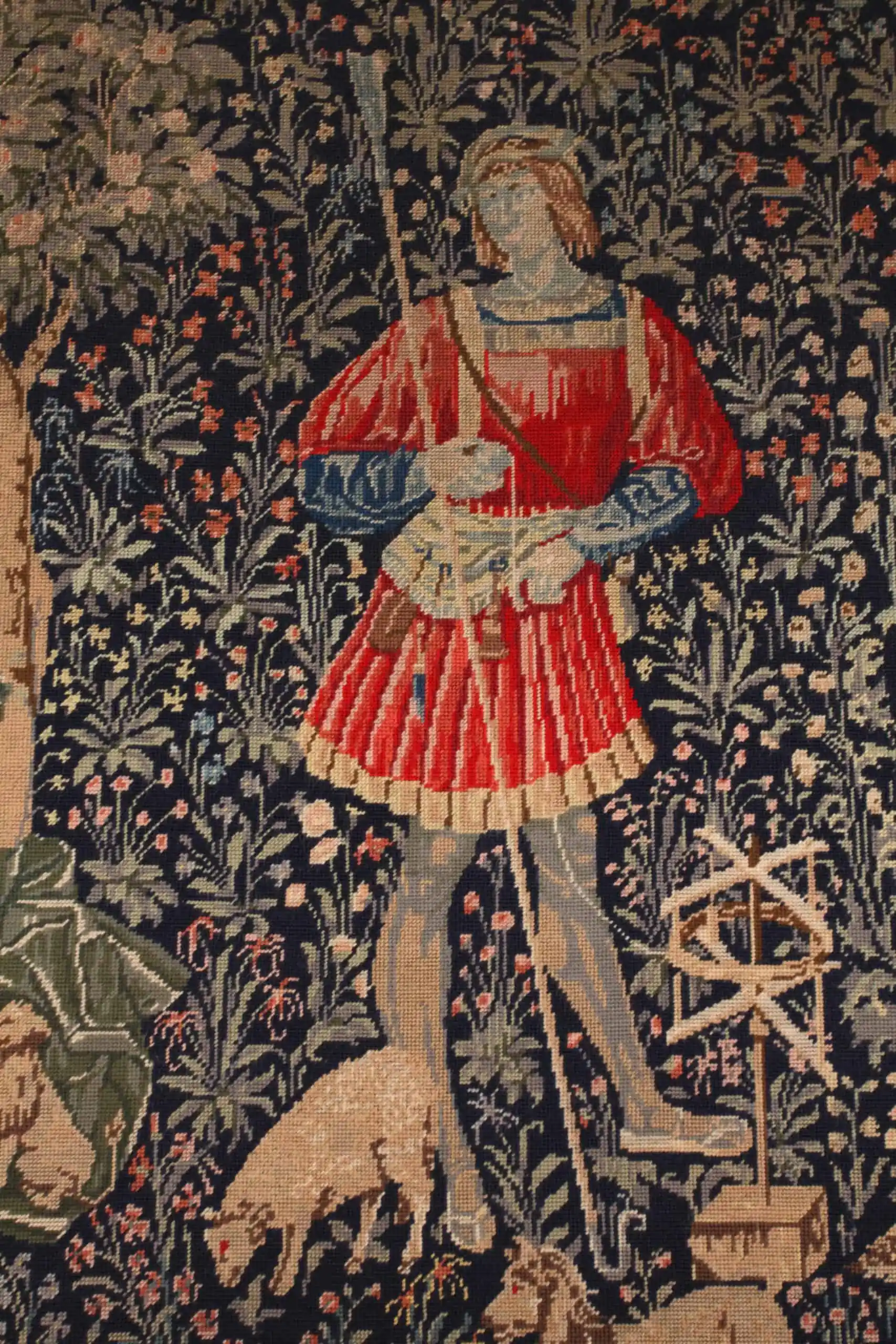 Tapiserie /gobelín v rámu se středověkým motivem 175 X 145 cm
