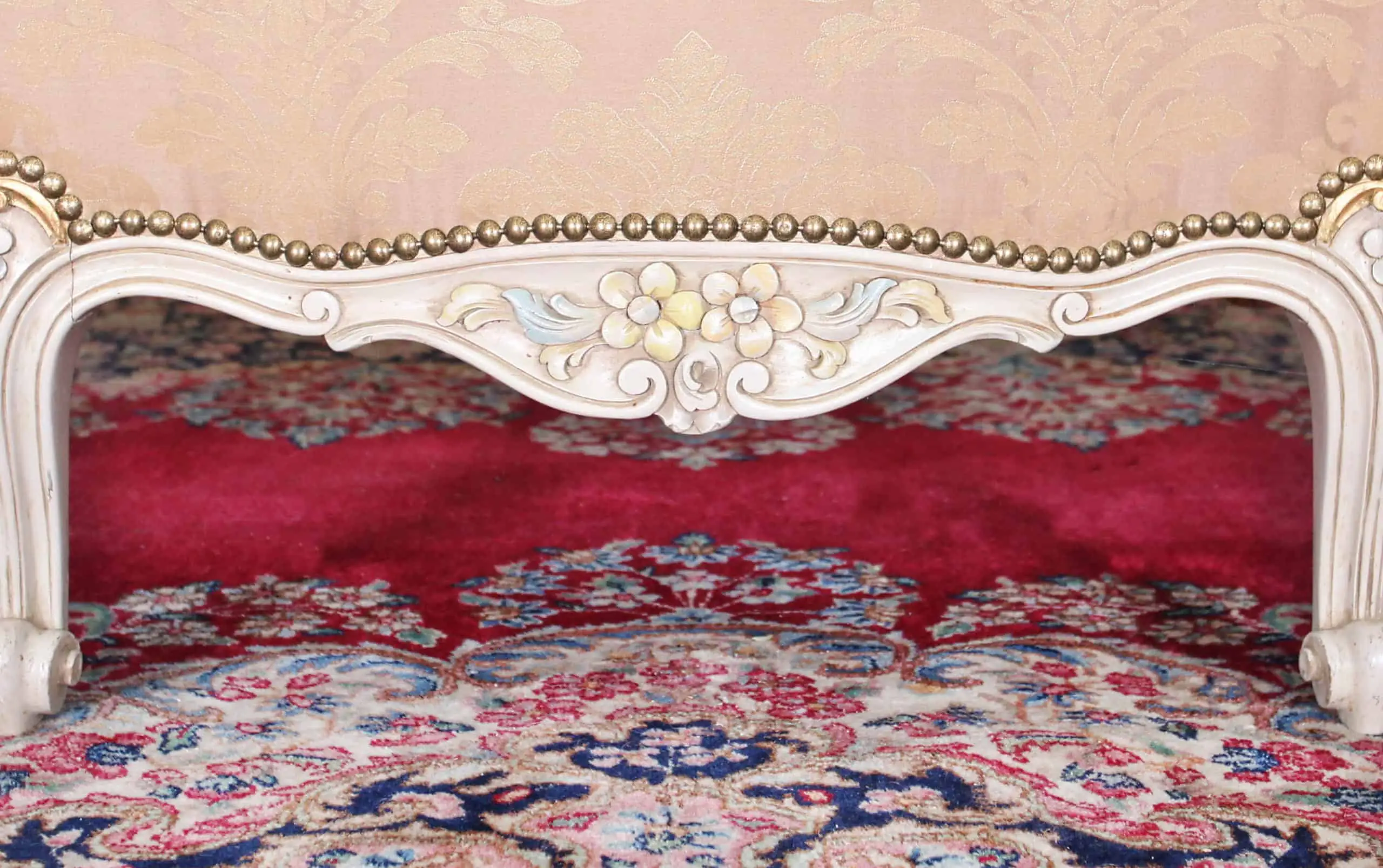 Sedací souprava Ludvík XV kompletně zrestaurovaná. 3+1+1