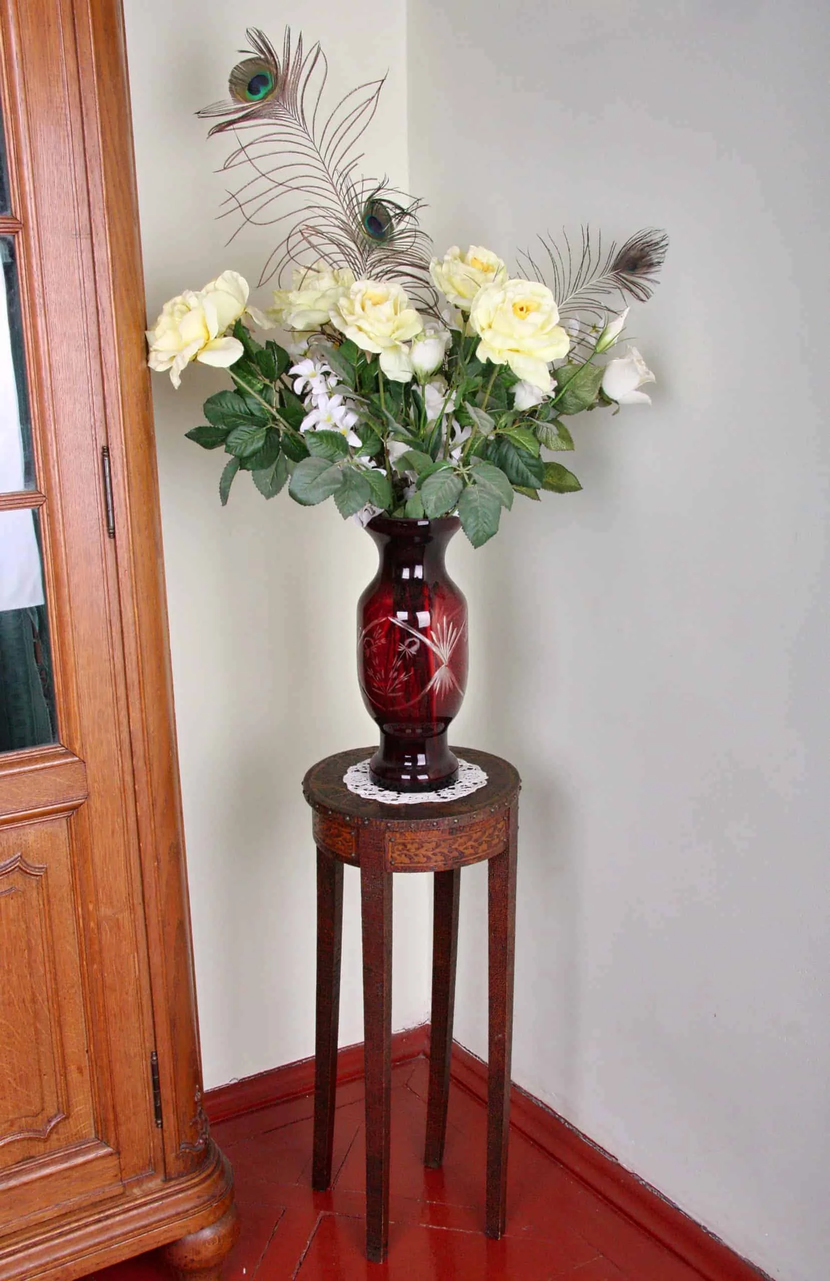 Broušená váza z přejímaného křišťálu výška 32 cm