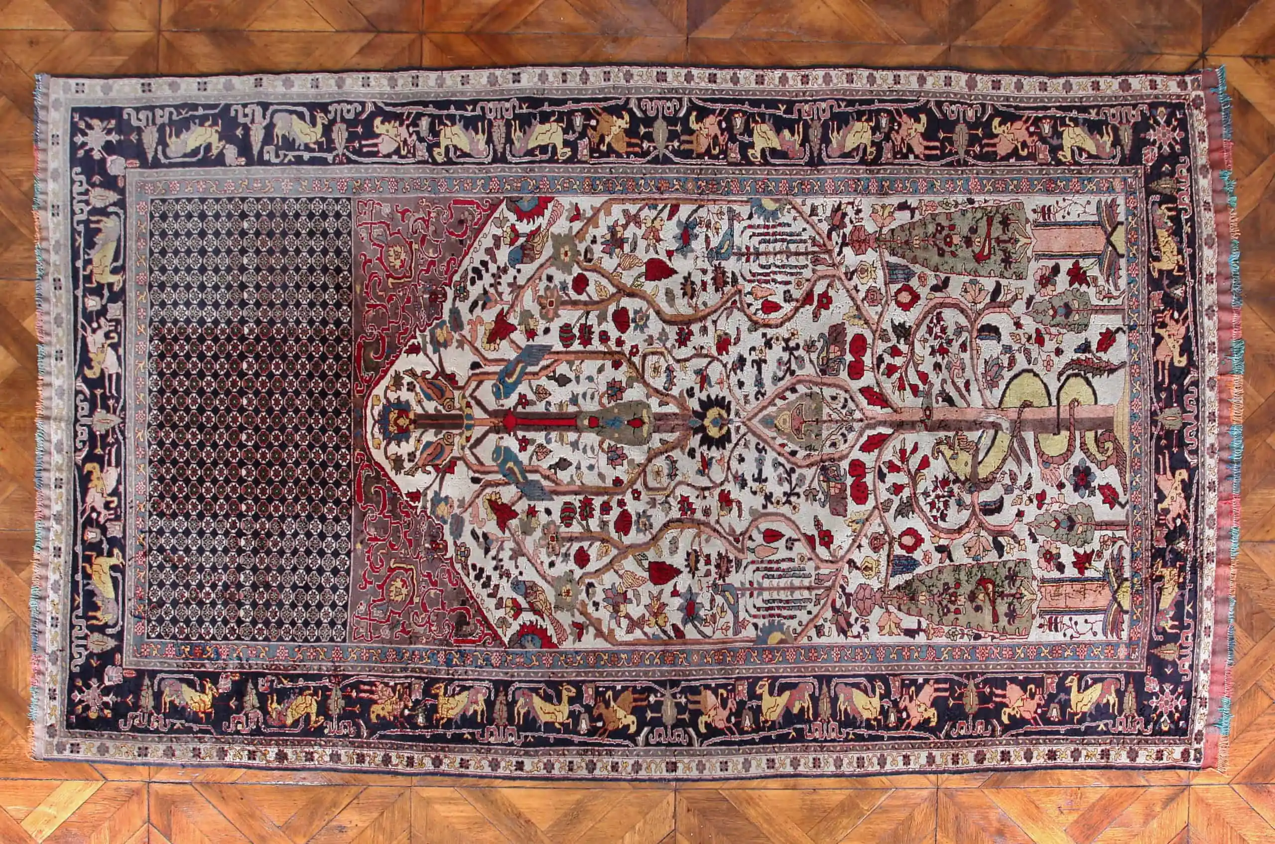 Starožitný koberec strom života 319 X 191 cm