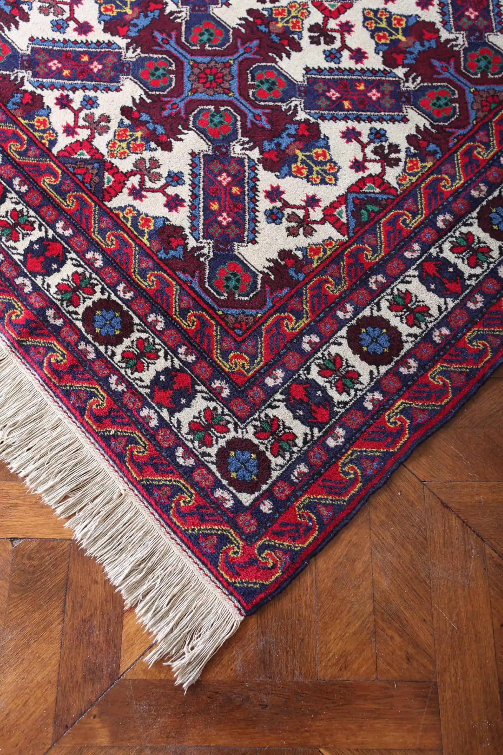 Zakavkazský vlněný koberec 257 X 137 cm