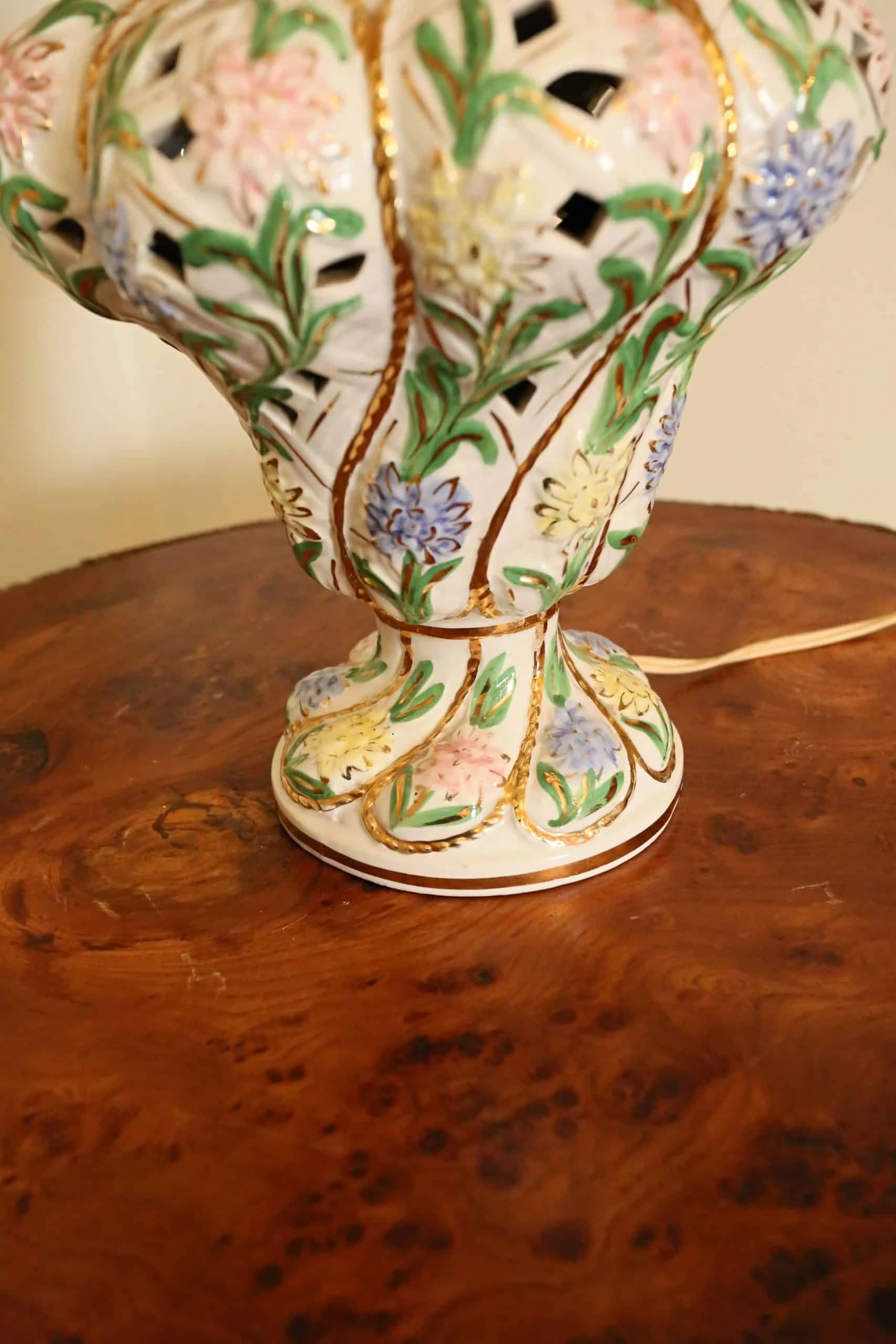 Italská porcelánová lampička V 68 cm