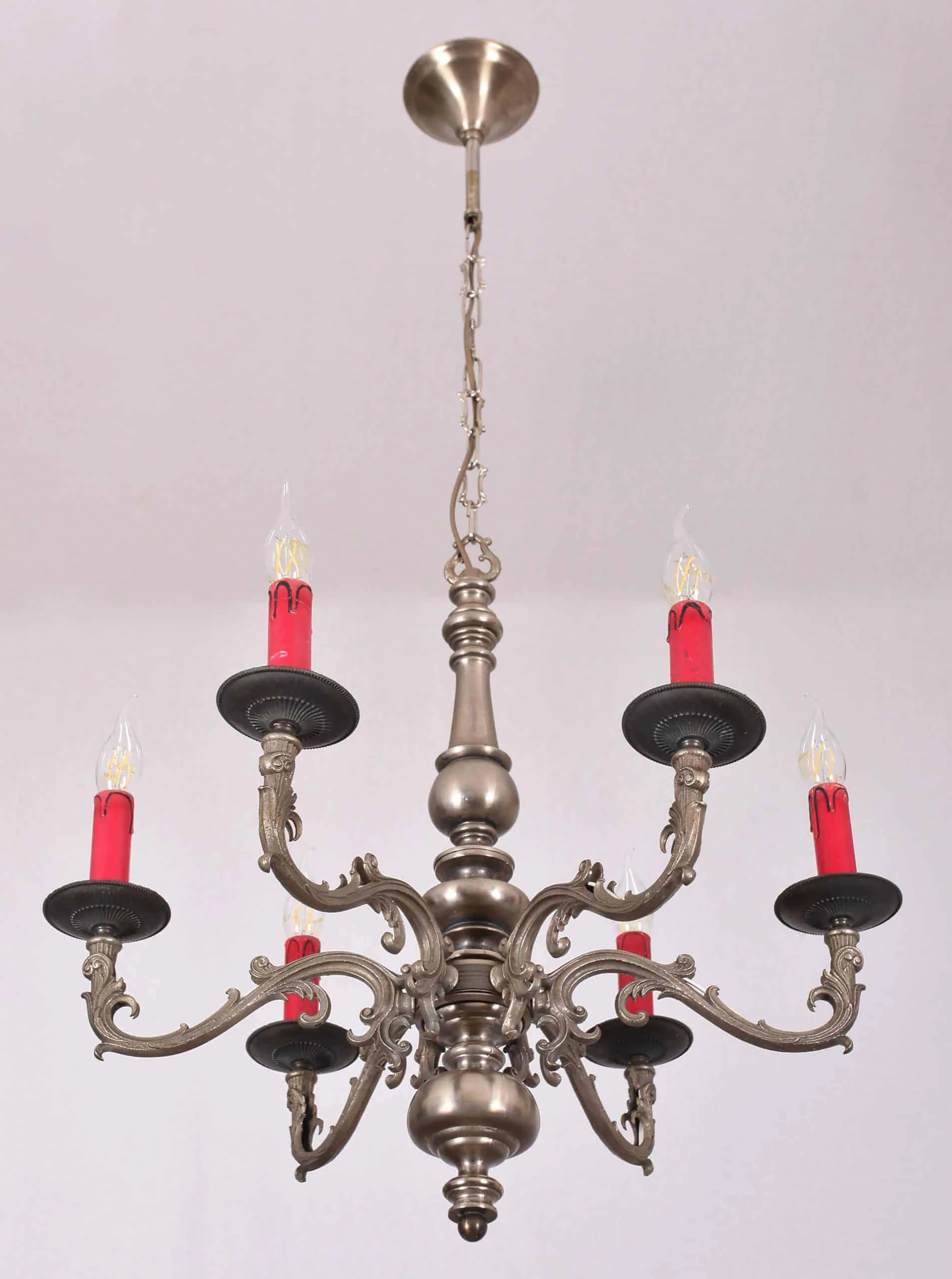 Šestiramenný starožitný lustr