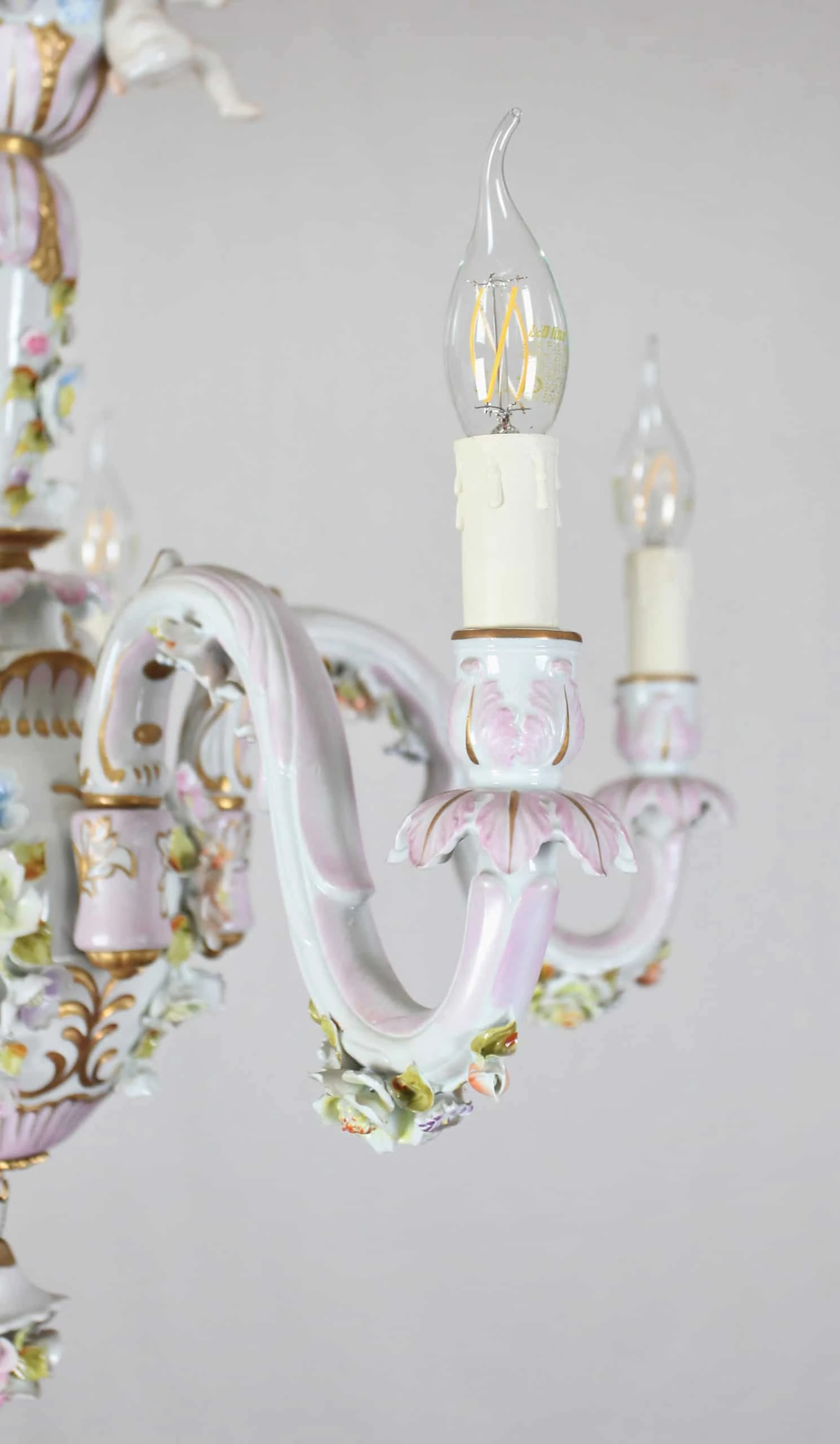 Porcelánový lustr Capodimonte