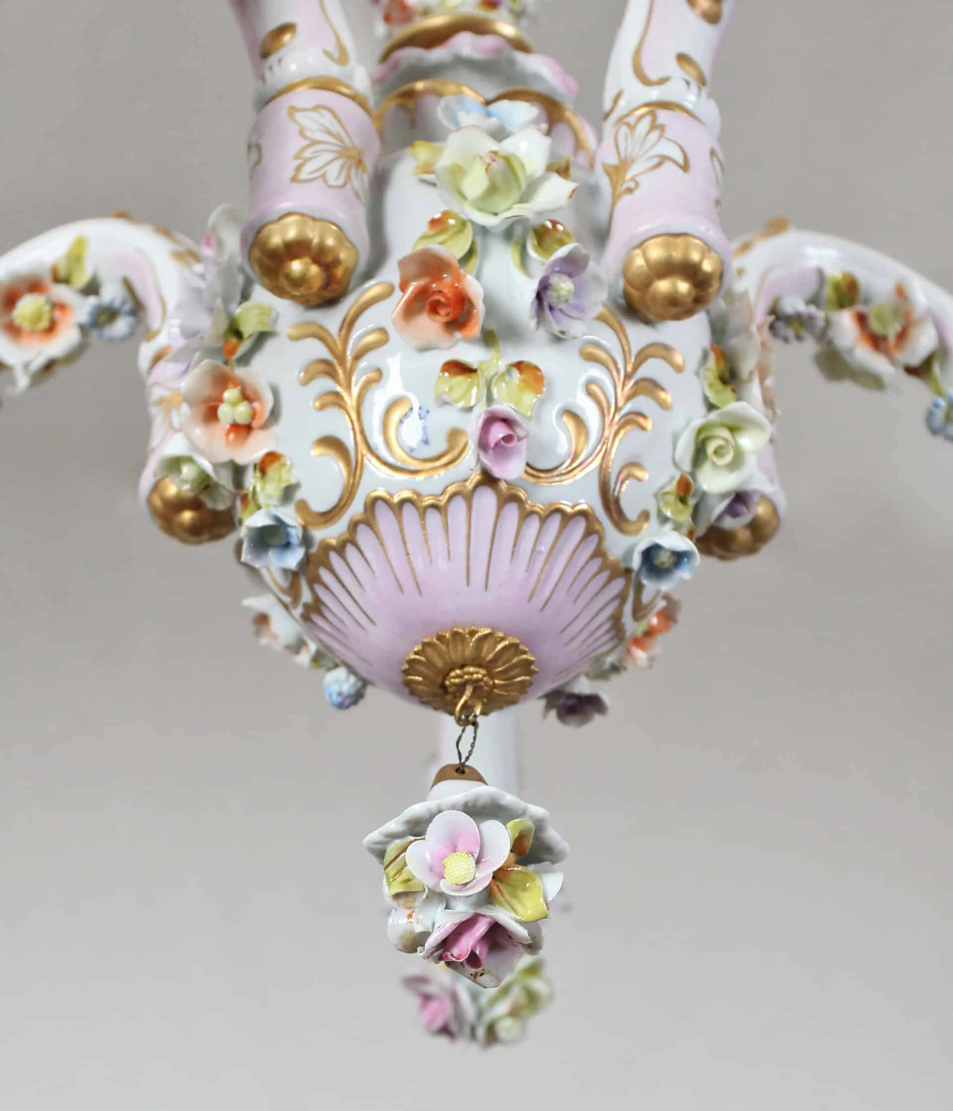 Porcelánový lustr Capodimonte