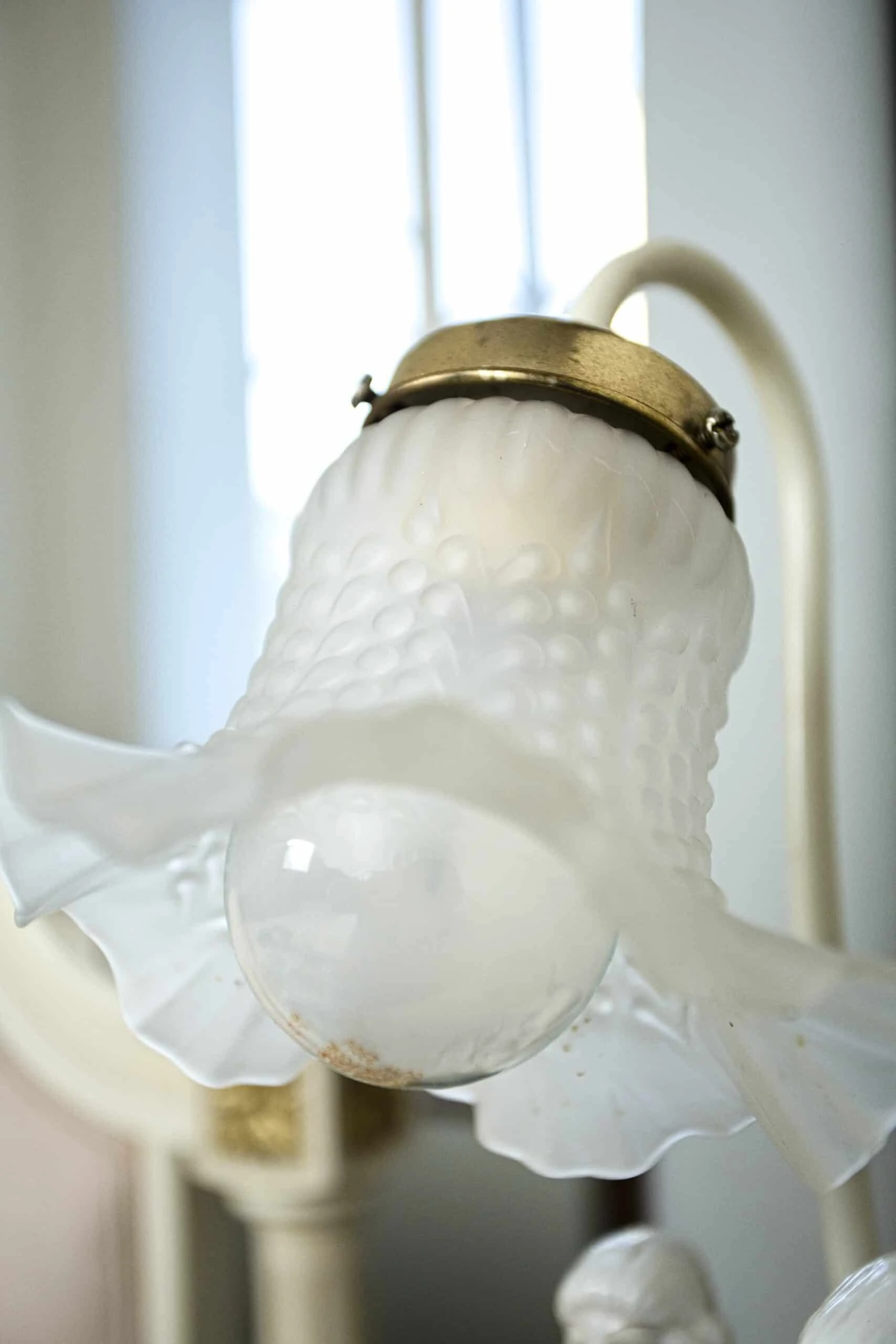 Italská porcelánová lampička