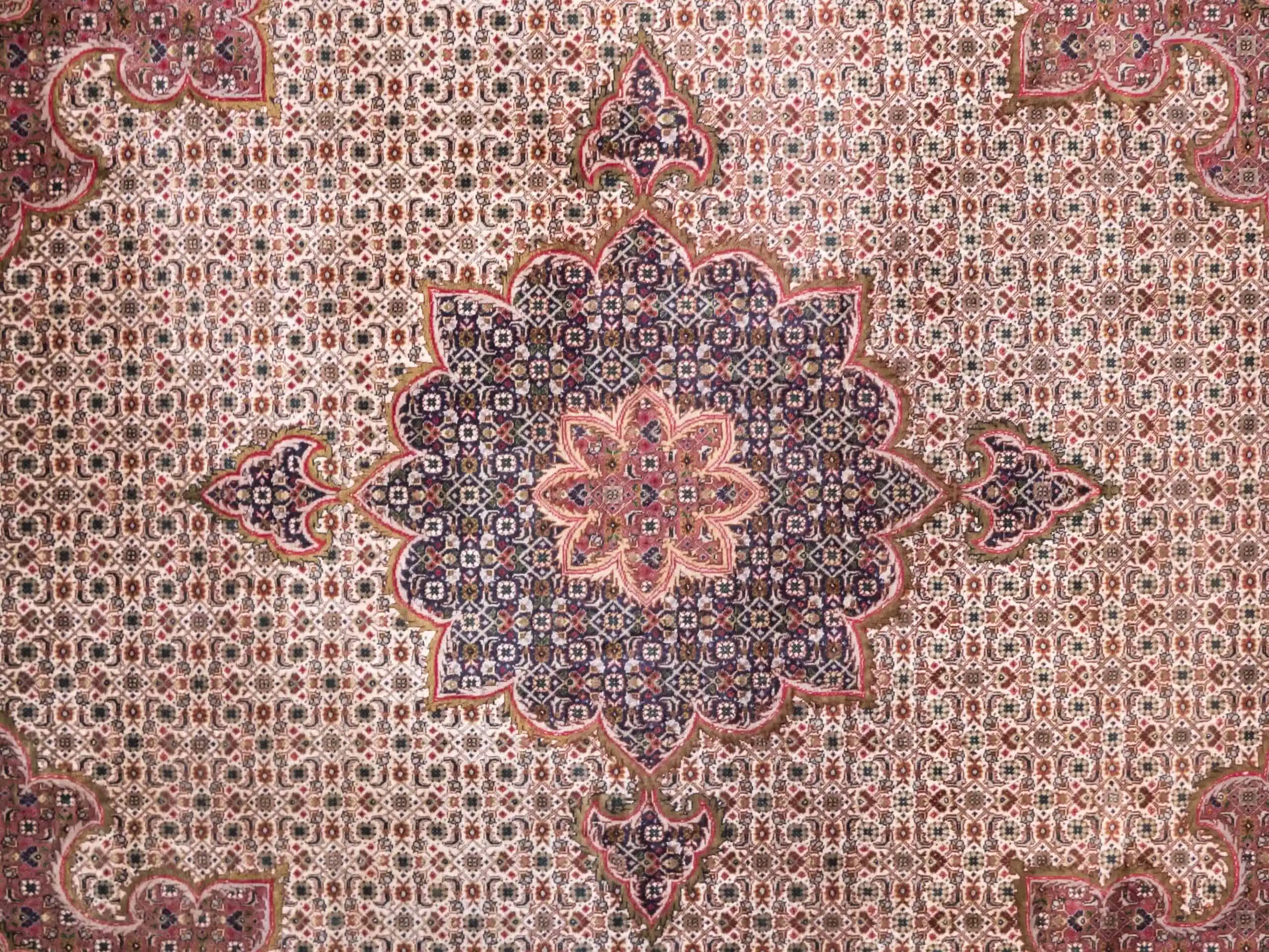 Perský koberec Tabriz Royal 210 X 200 cm