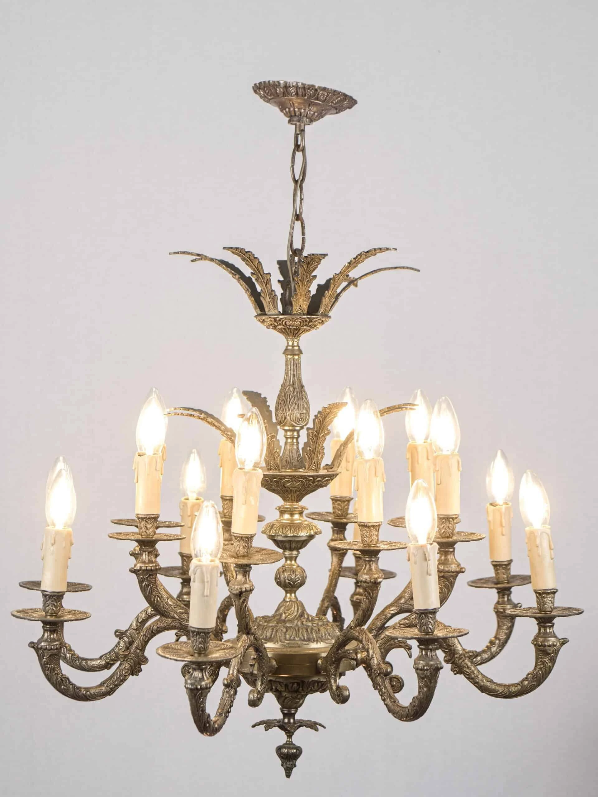 Dvoupatrový lustr z leštěné mosazi 16 sv