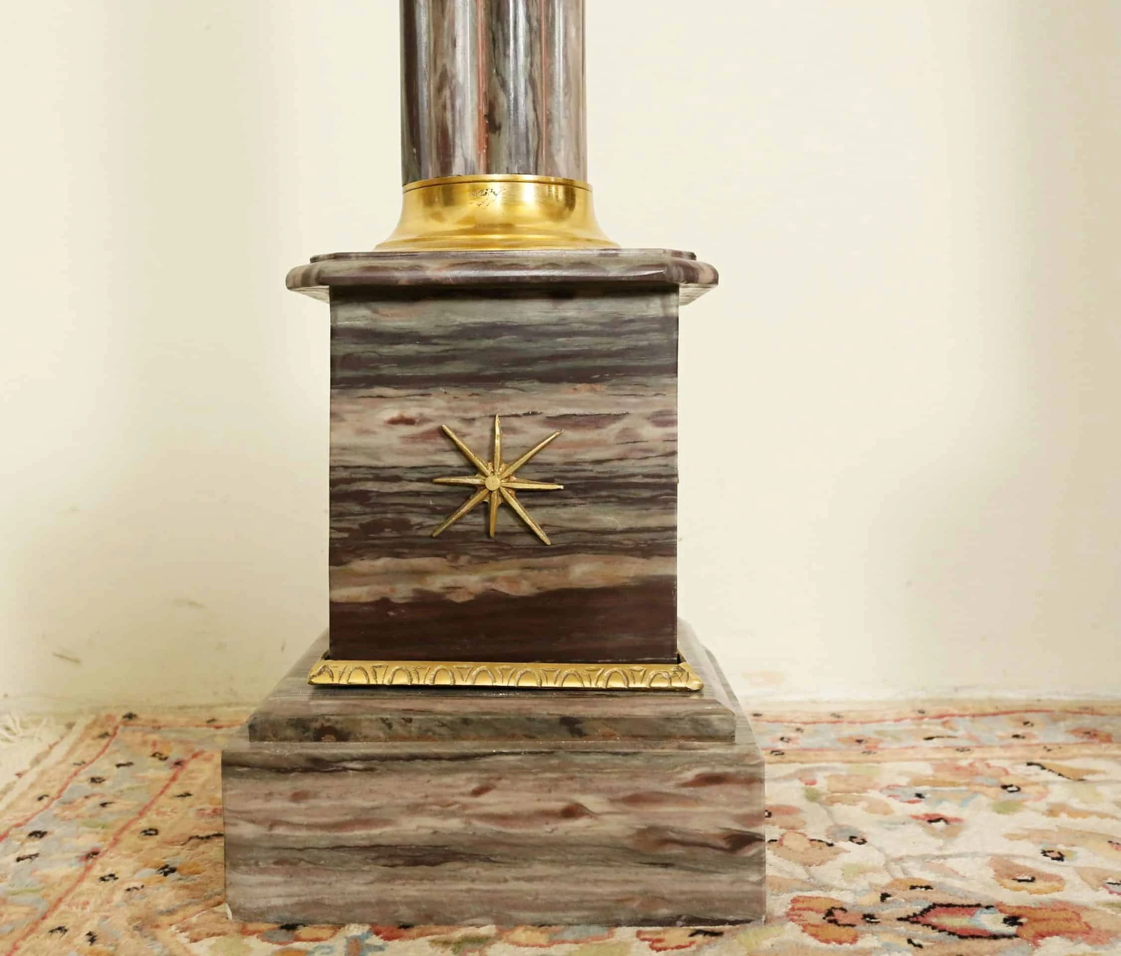 Párové sloupy / podstavce z mramoru