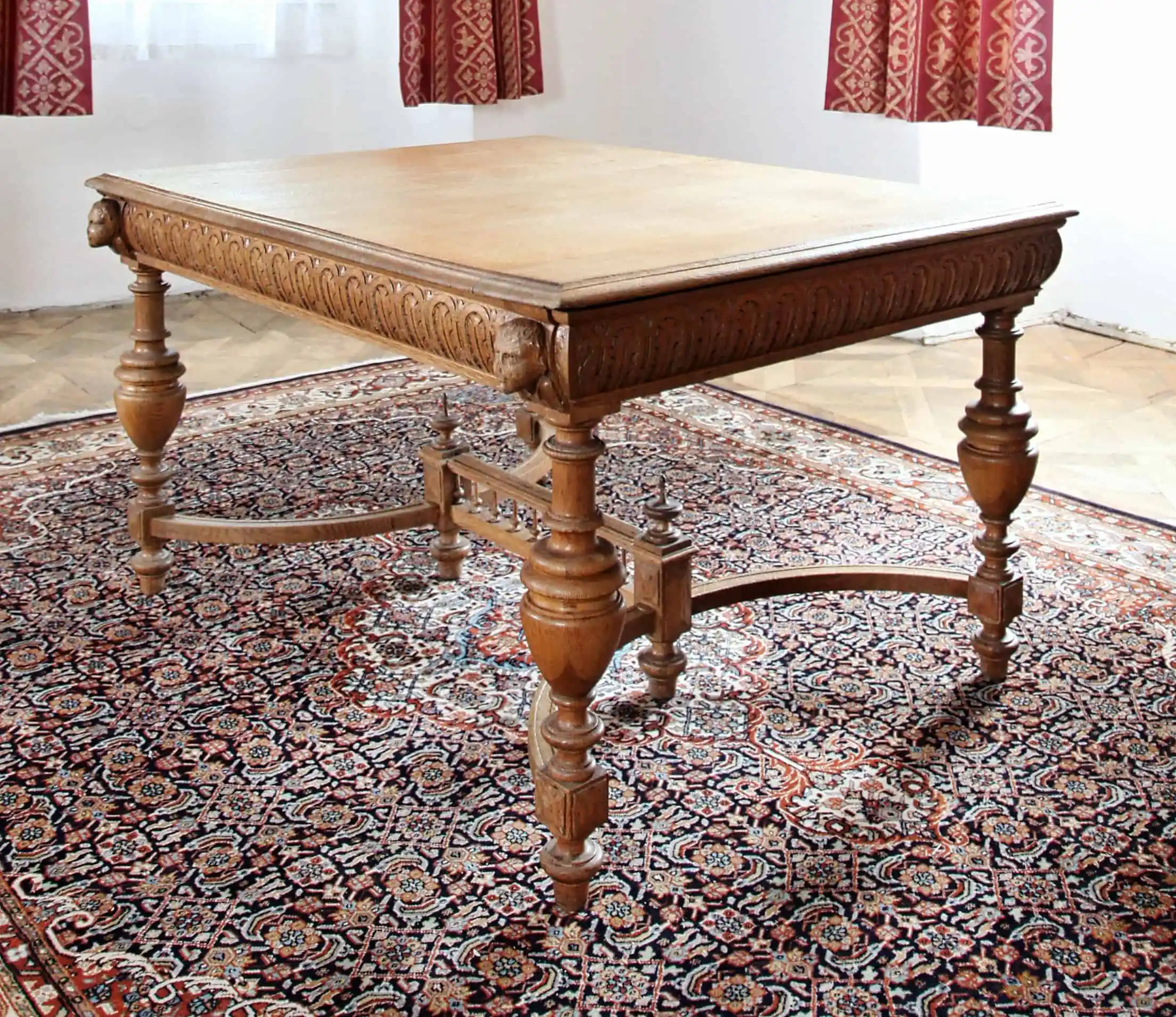 Starožitný rozkládací stůl dub, řezbovaný, d 127 – 425 cm