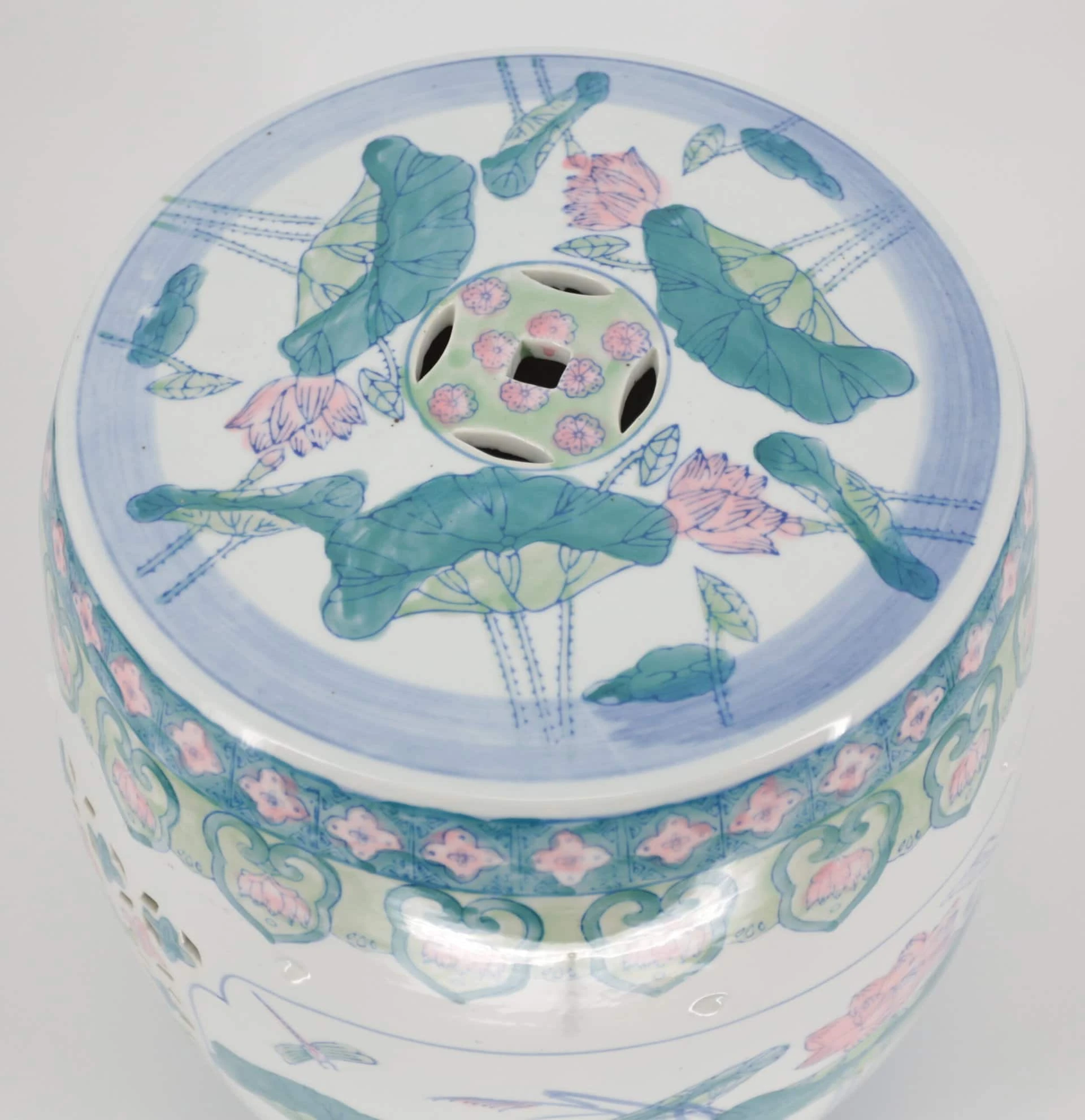 Čínská porcelánová stolička