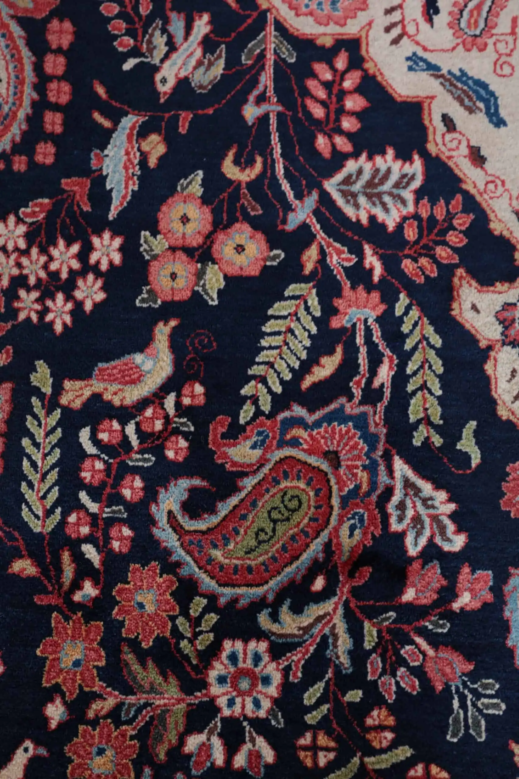 Perský ručně vázaný koberec Jozan 323 x 213 cm