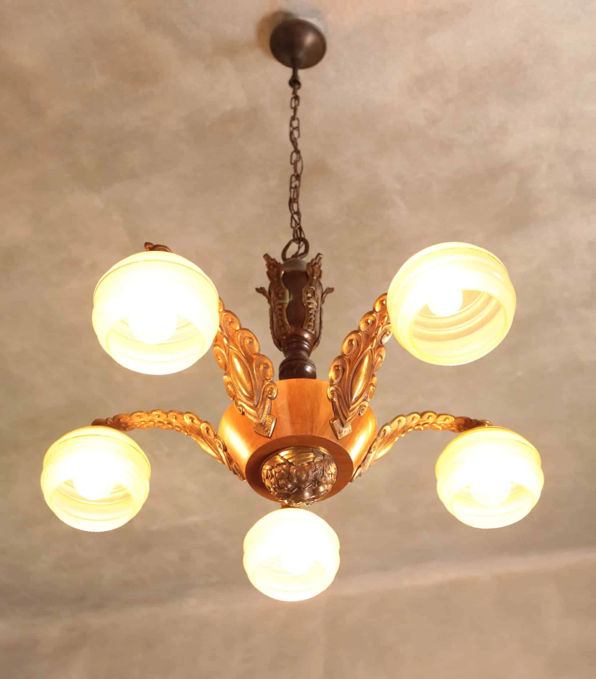 Starožitný lustr Art Deco