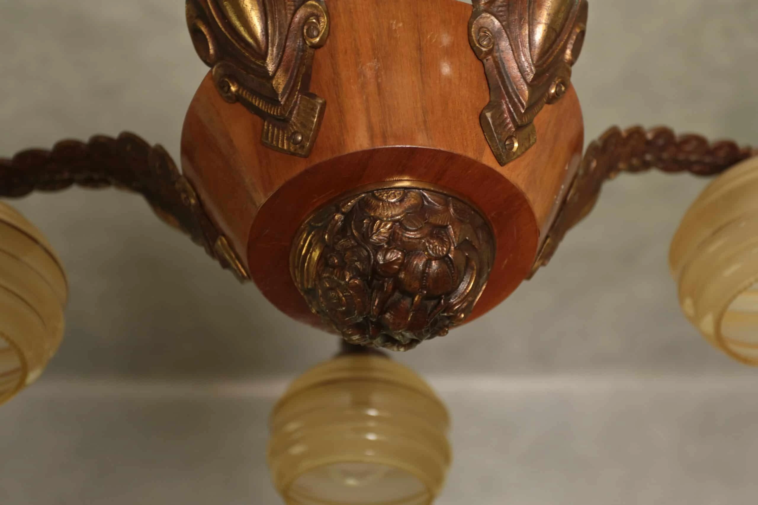 Starožitný lustr Art Deco
