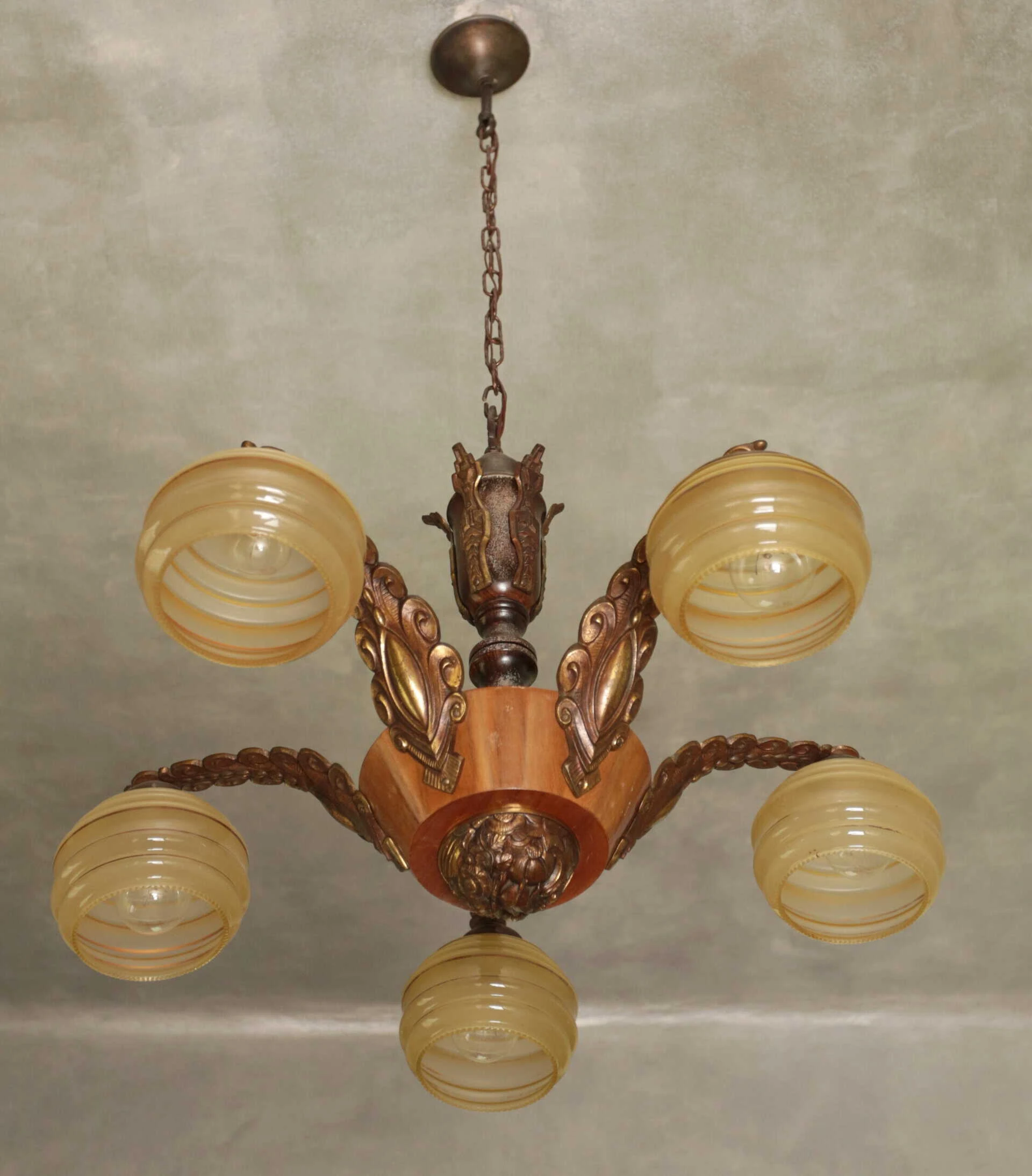 Starožitný lustr Art Deco