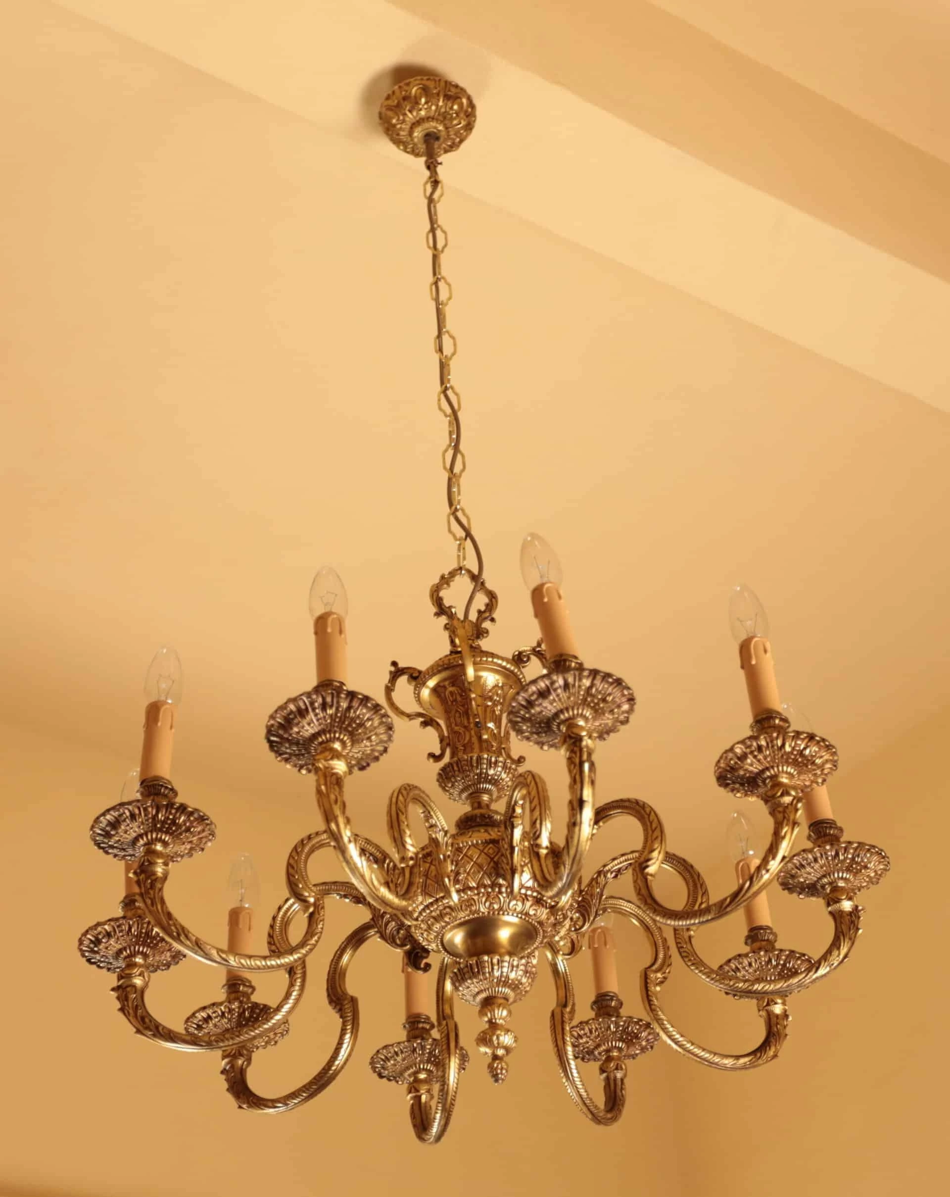 Zlatý bronzový lustr Klasicistní 10 žárovek