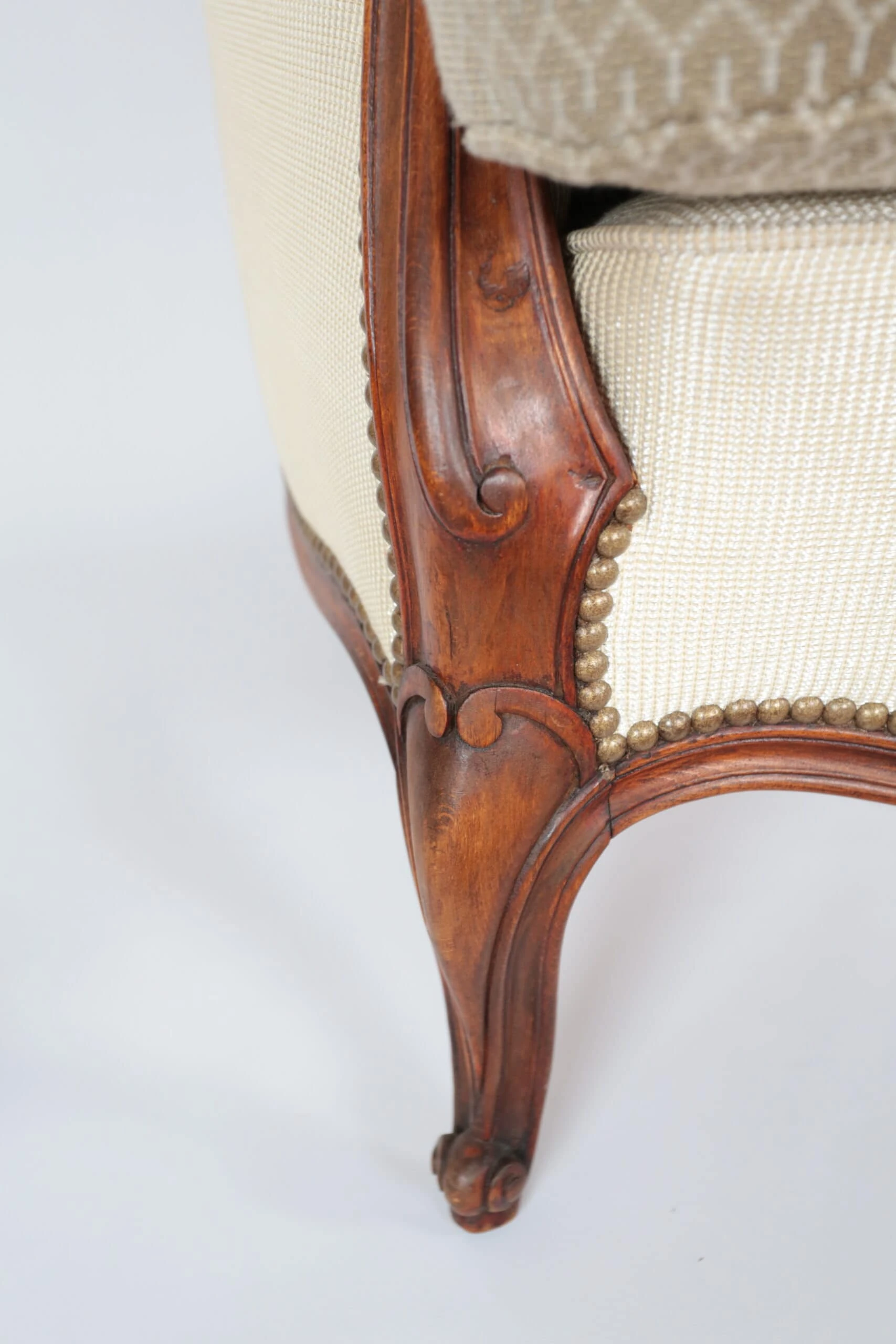 Sofa Ludvík XV nově čalouněná