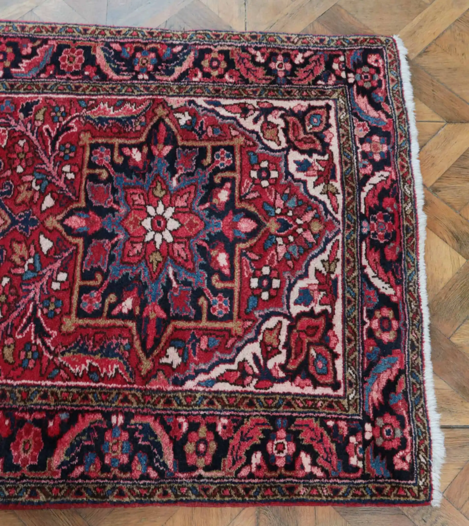 Perský běhoun z Herizu 325 X 109 cm