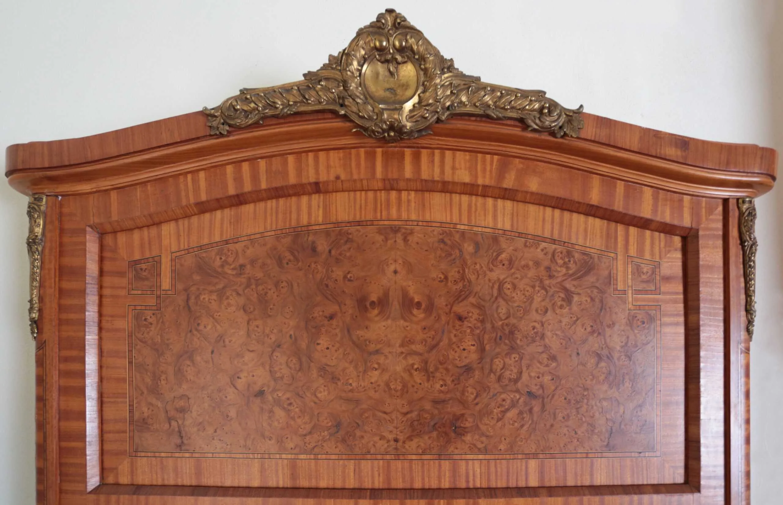 Starožitné velké Trumeau zrcadlo v klasicistním stylu