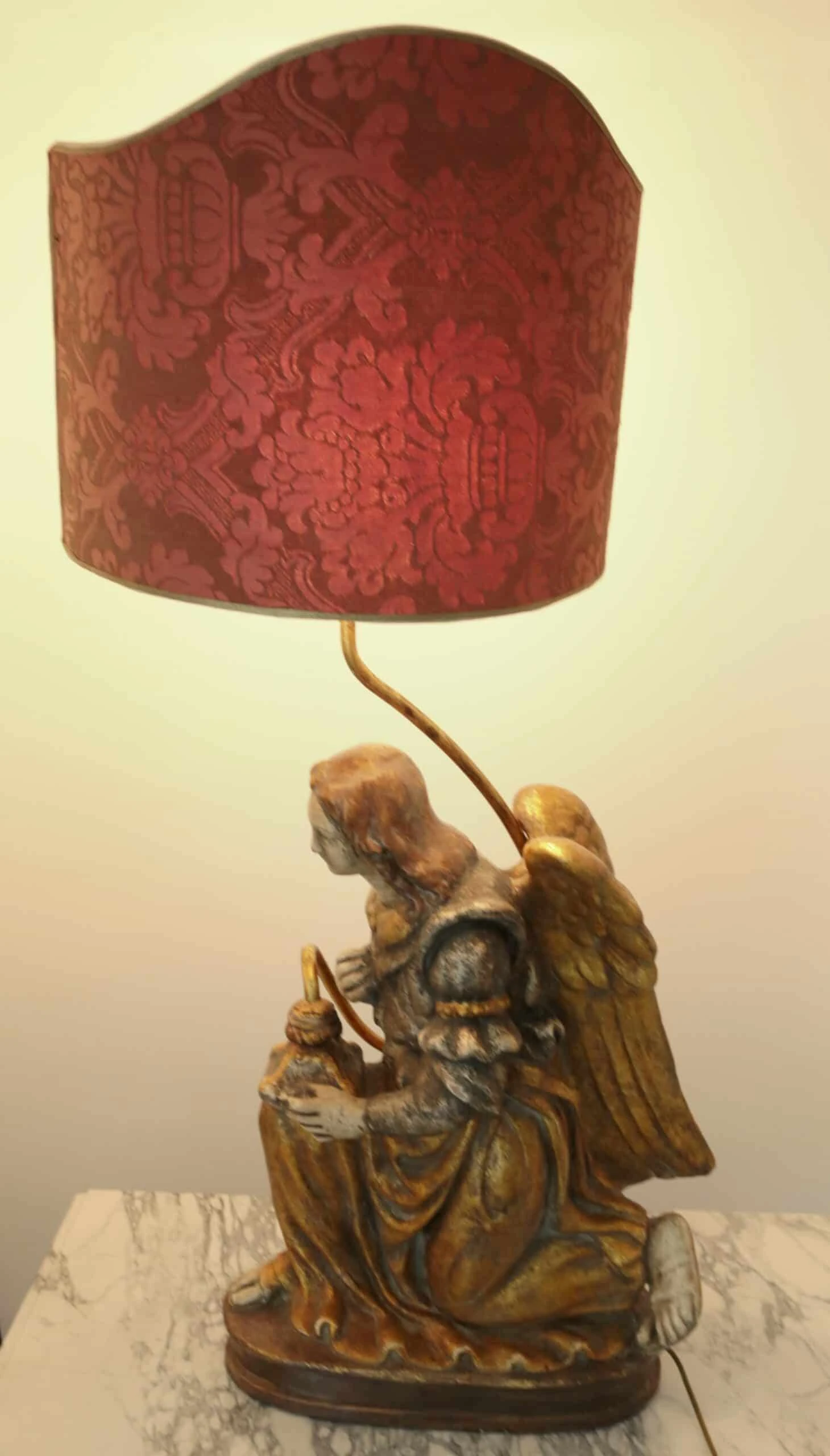 Velká starožitná lampa Anděl