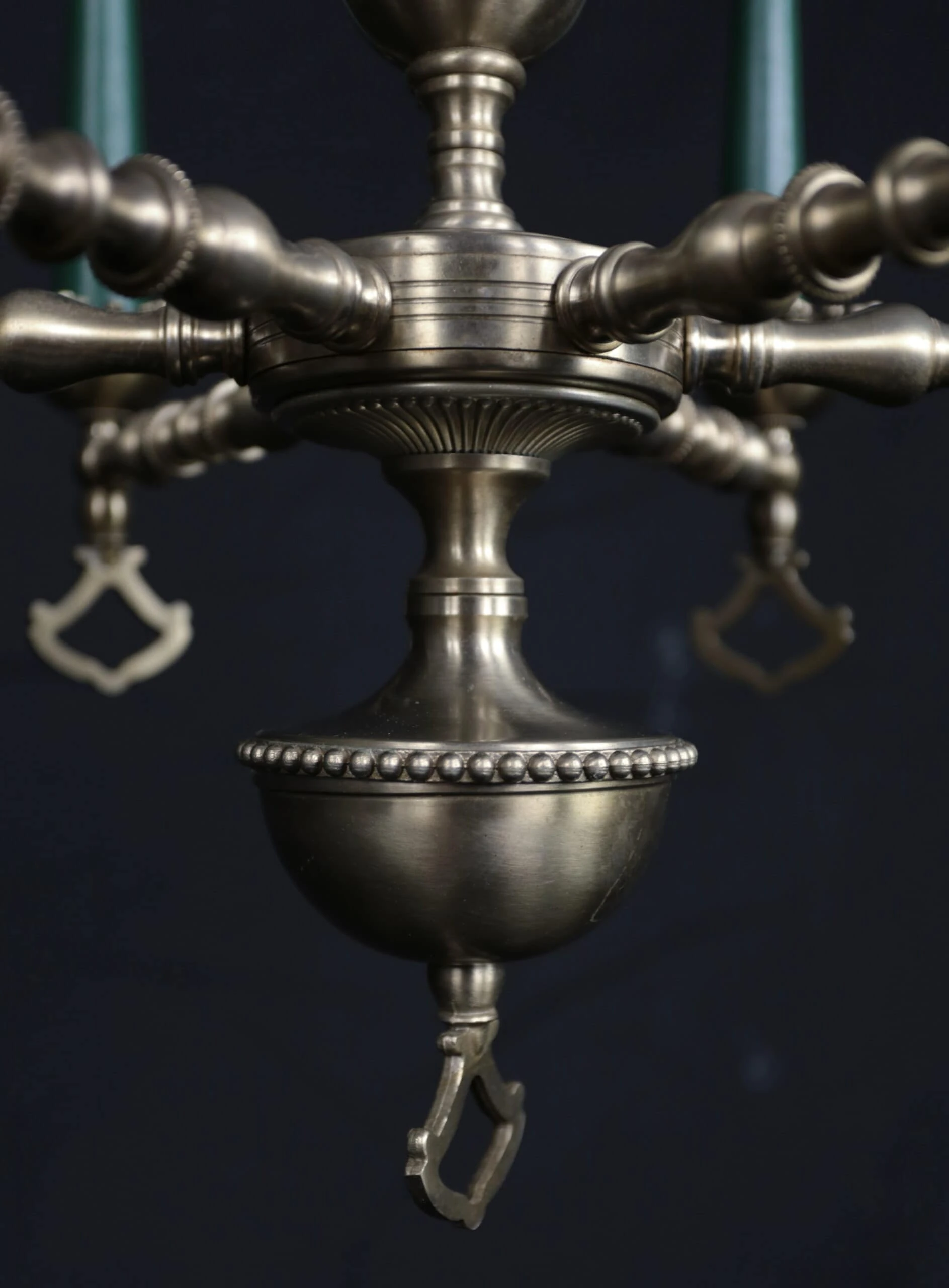 Neorenesanční šestiramenný lustr