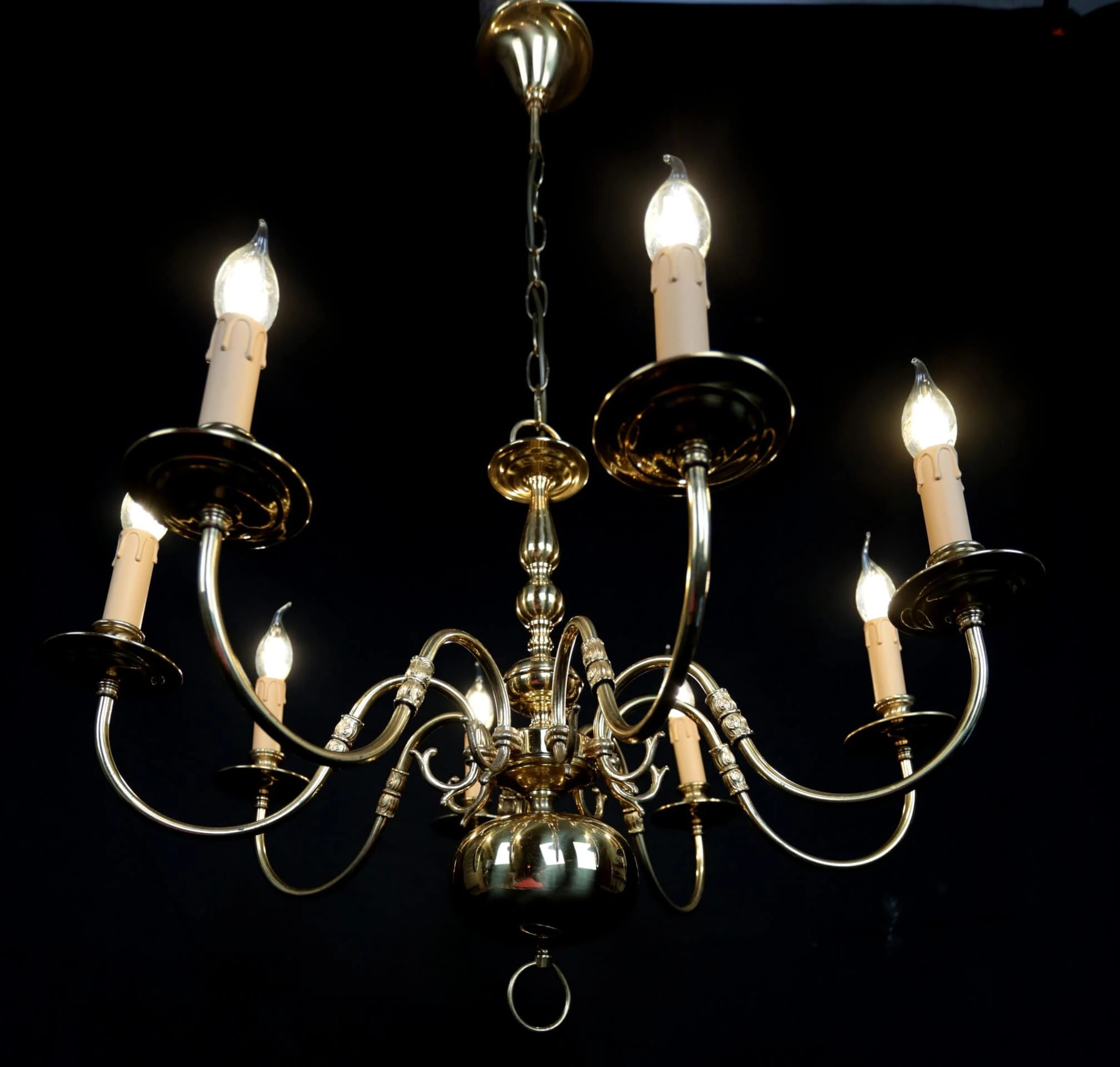 Zlatý holandský lustr osmiramenný