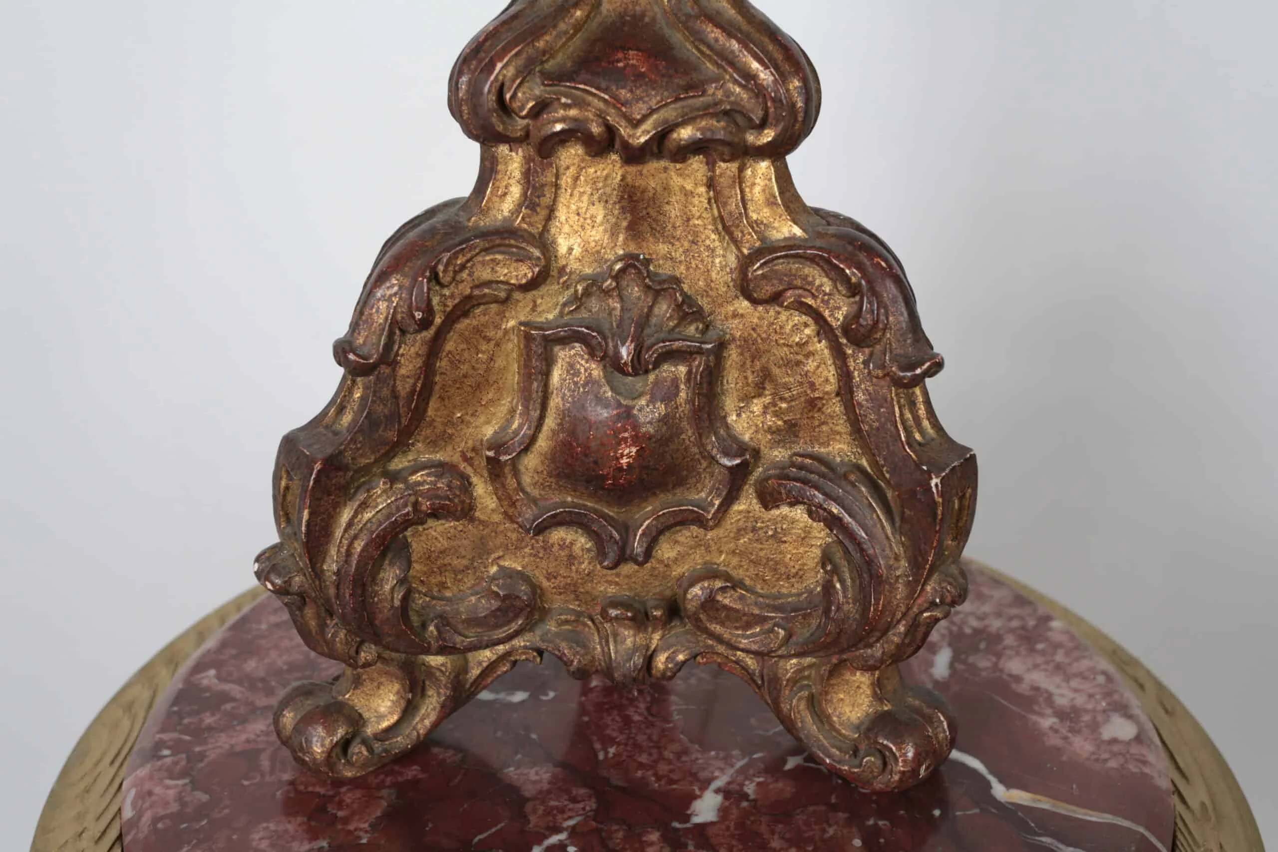 Barokní dřevěný svícen – Lampa